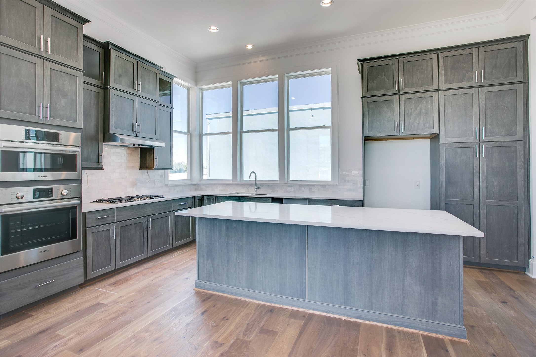 211 Carroll Street Fort Worth TX 76107