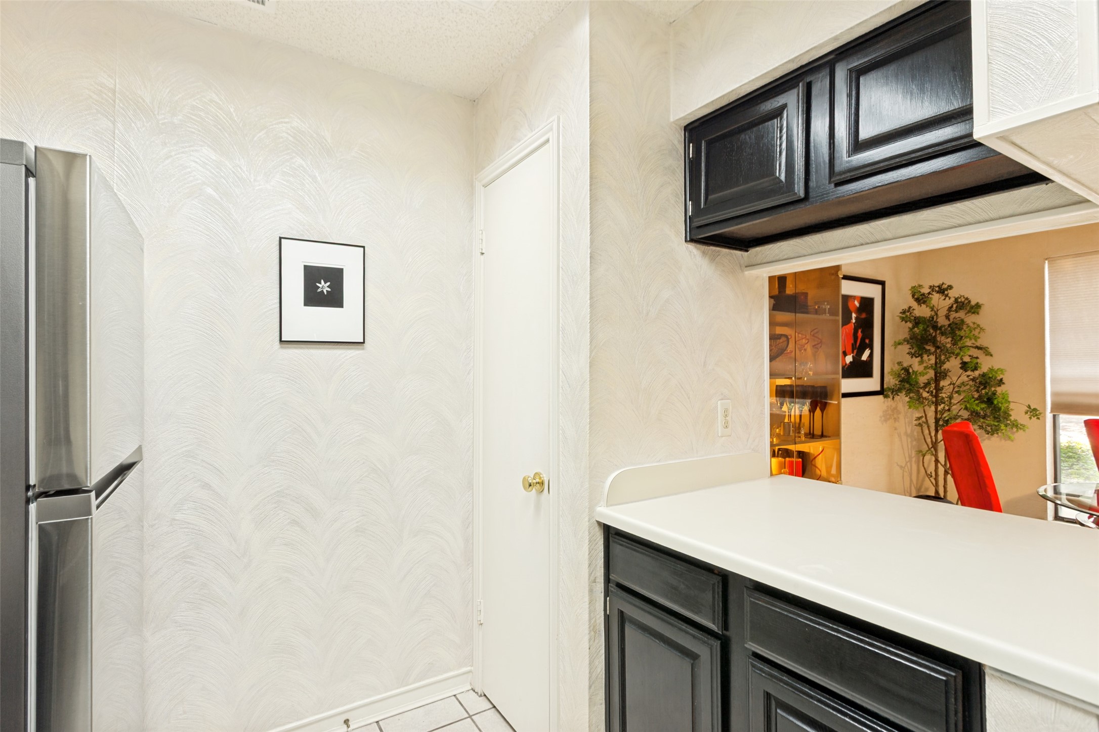 2100 Friendly Drive Arlington TX 76011