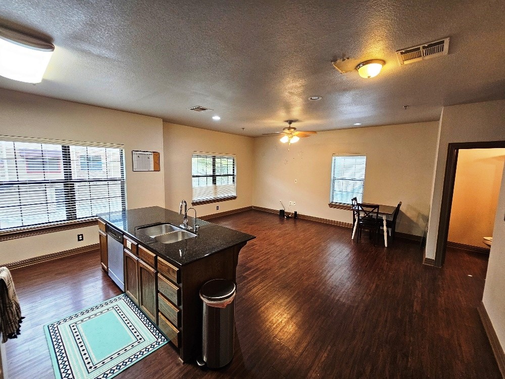 2410 S 2nd Street S Waco TX 76706
