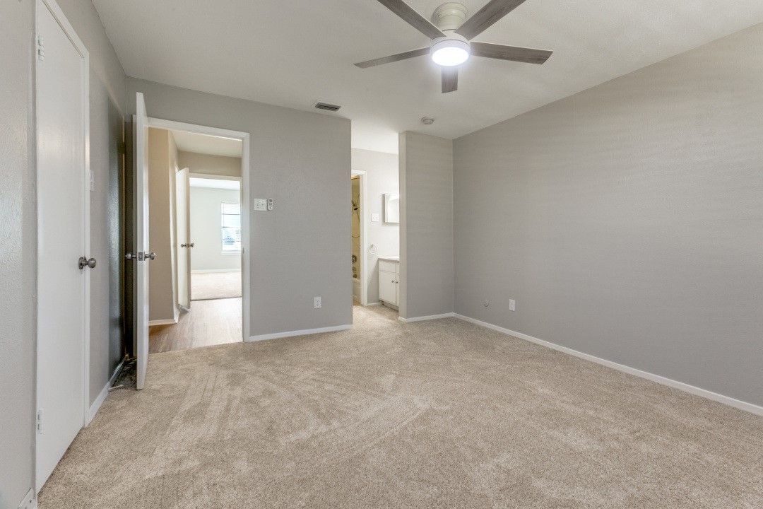 13842 Methuen Green Lane Dallas TX 75240