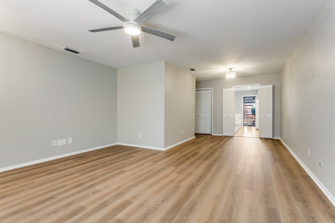 13842 Methuen Green Lane Dallas TX 75240