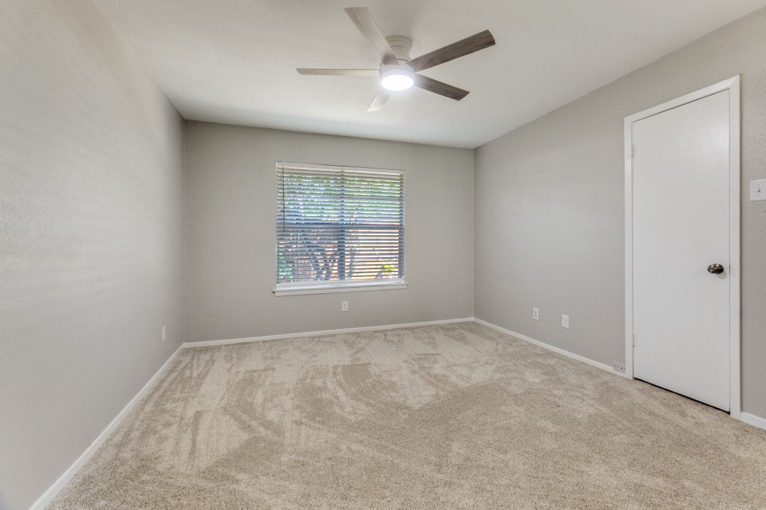 13842 Methuen Green Lane Dallas TX 75240