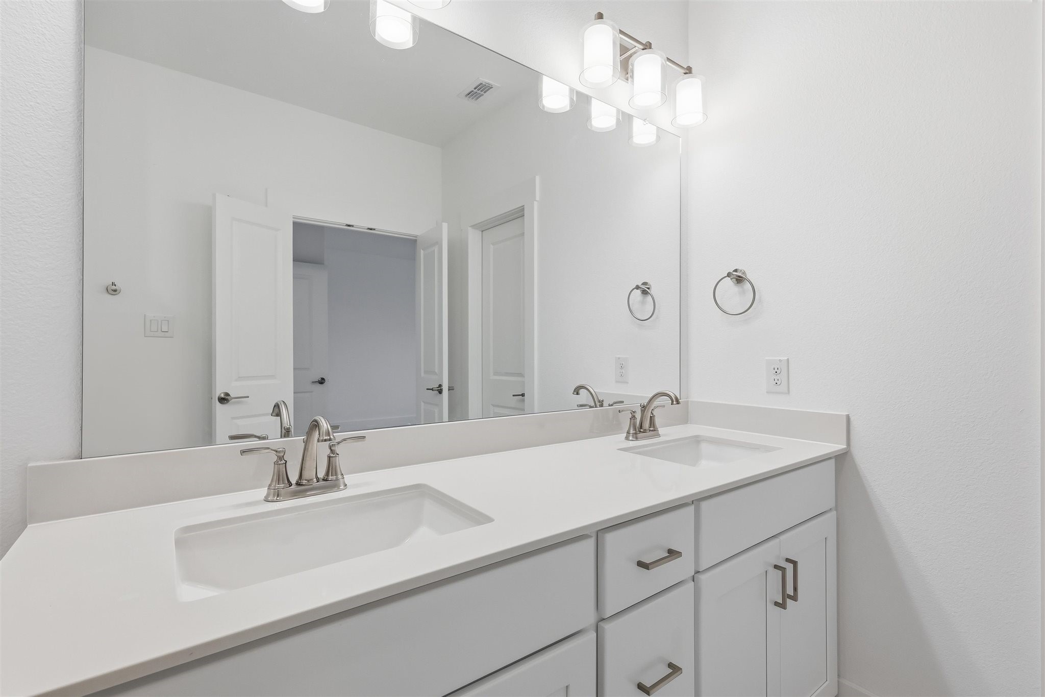 4734 Smokey Quartz Lane Arlington TX 76005