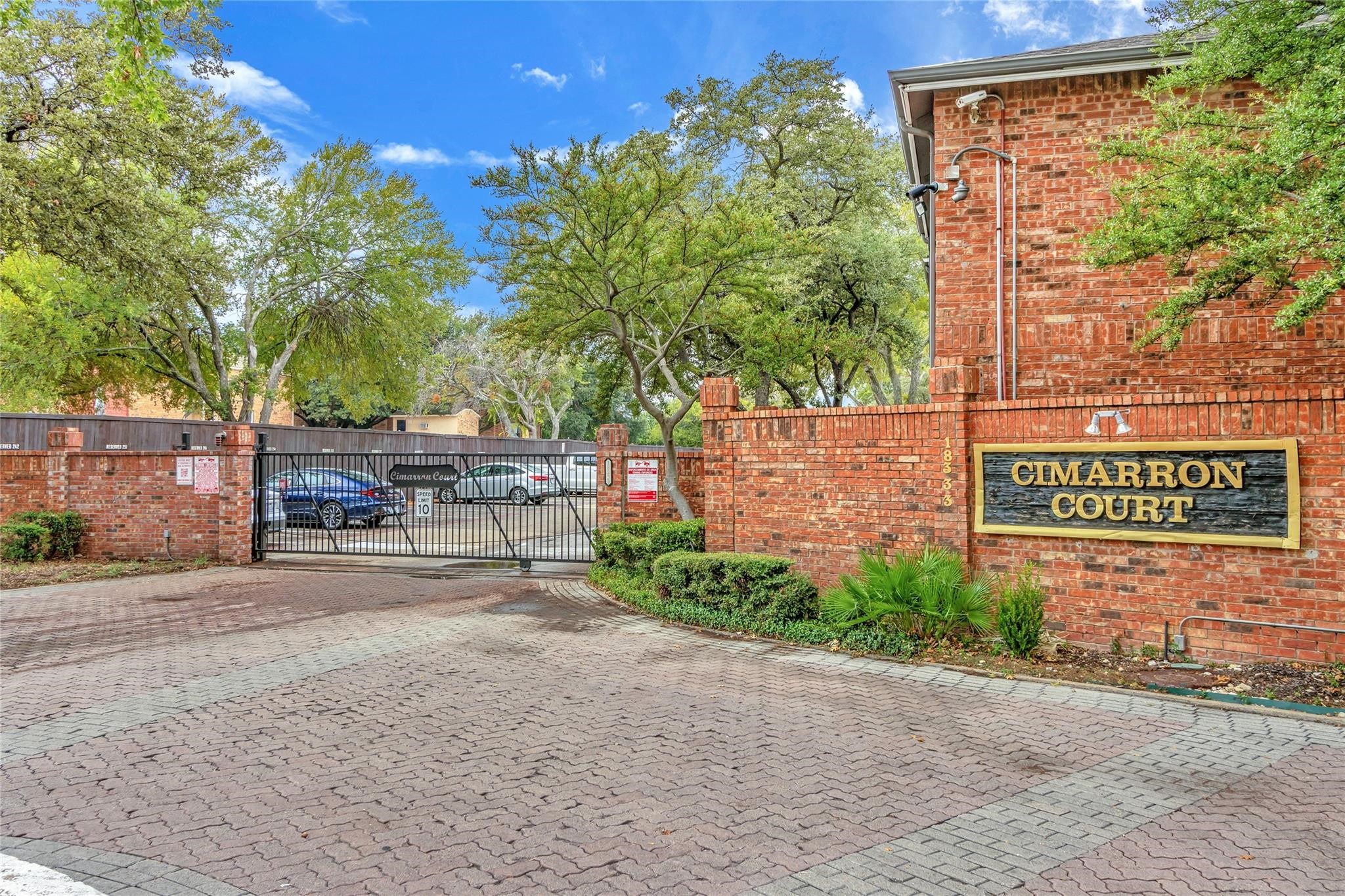 18333 Roehampton Drive Dallas TX 75252