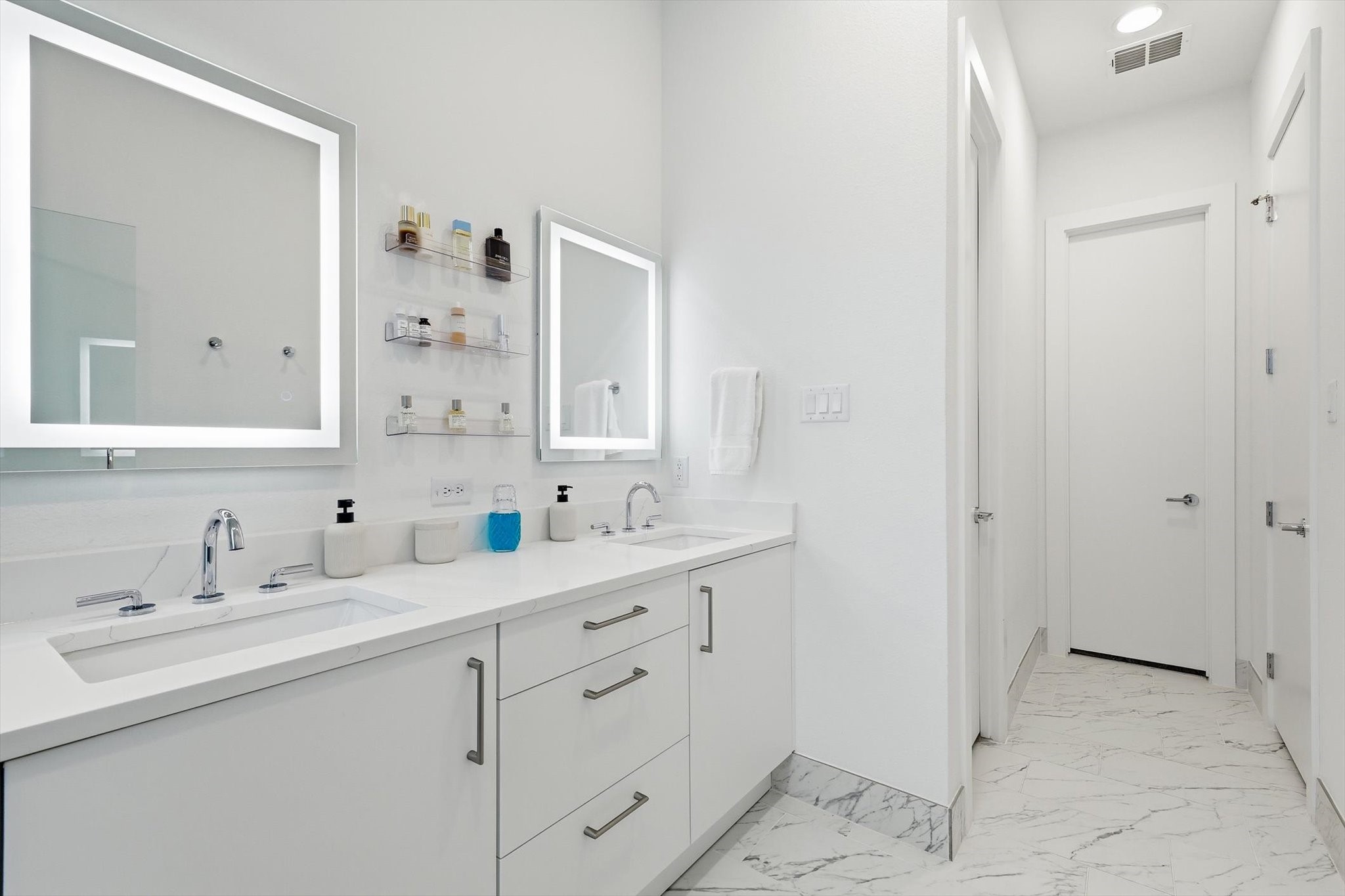 1936 Cuyler Court Dallas TX 75204