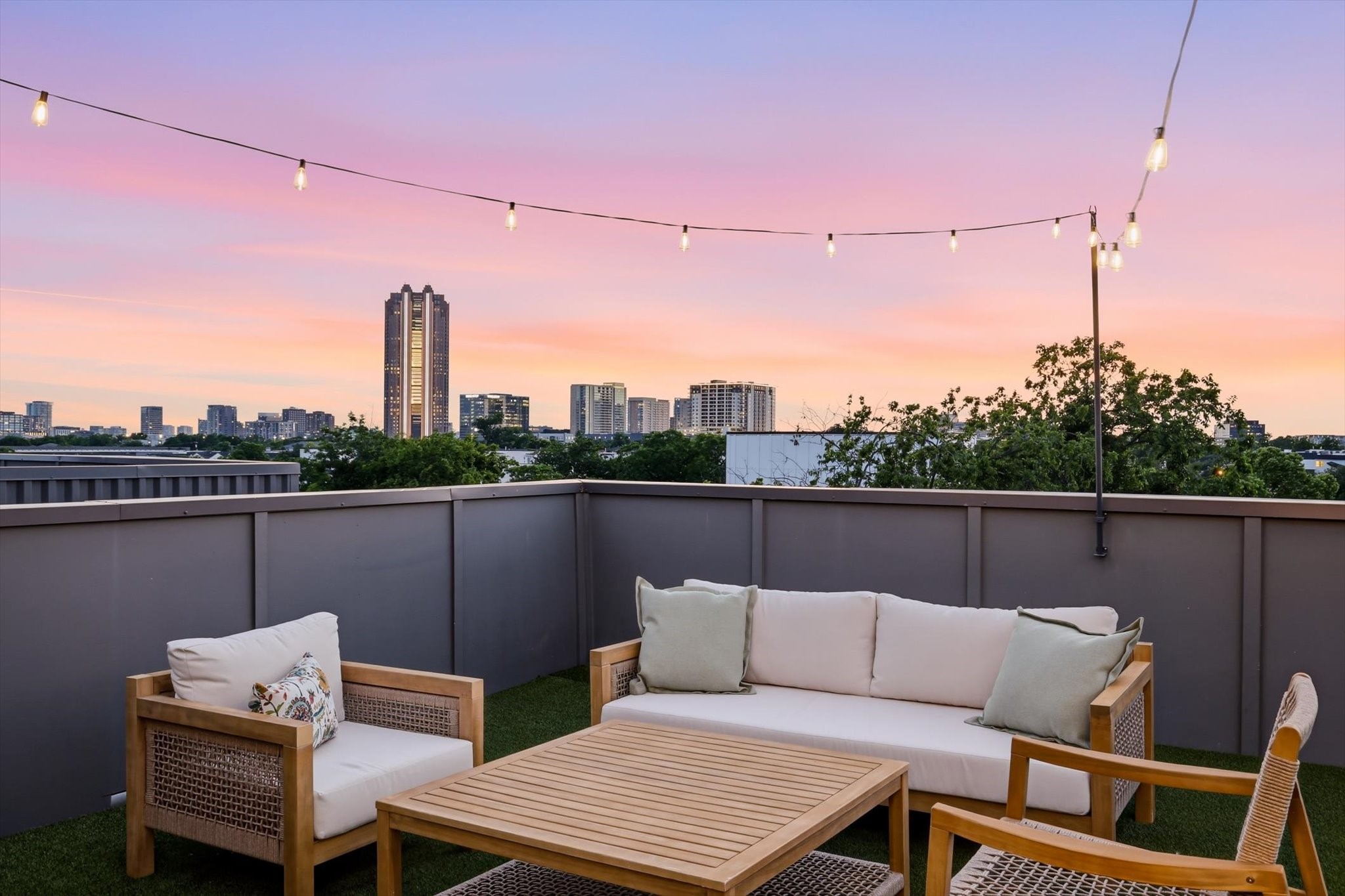1936 Cuyler Court Dallas TX 75204