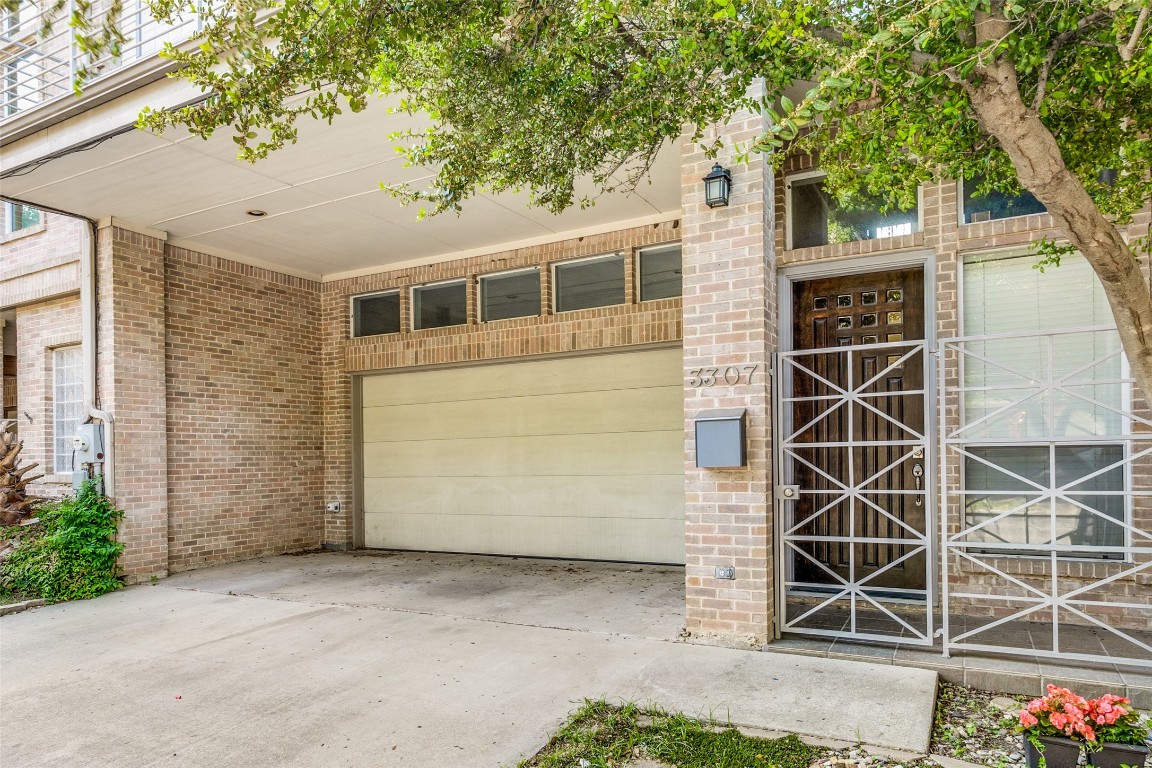 3307 Throckmorton Street Dallas TX 75219