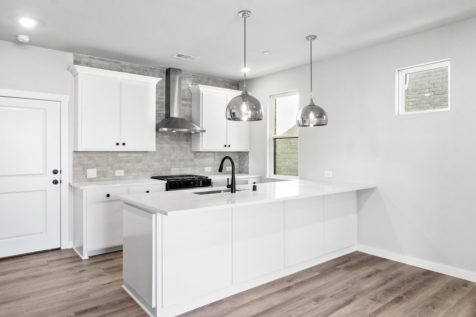 2020 NE Aldrich Mews Celina TX 75009