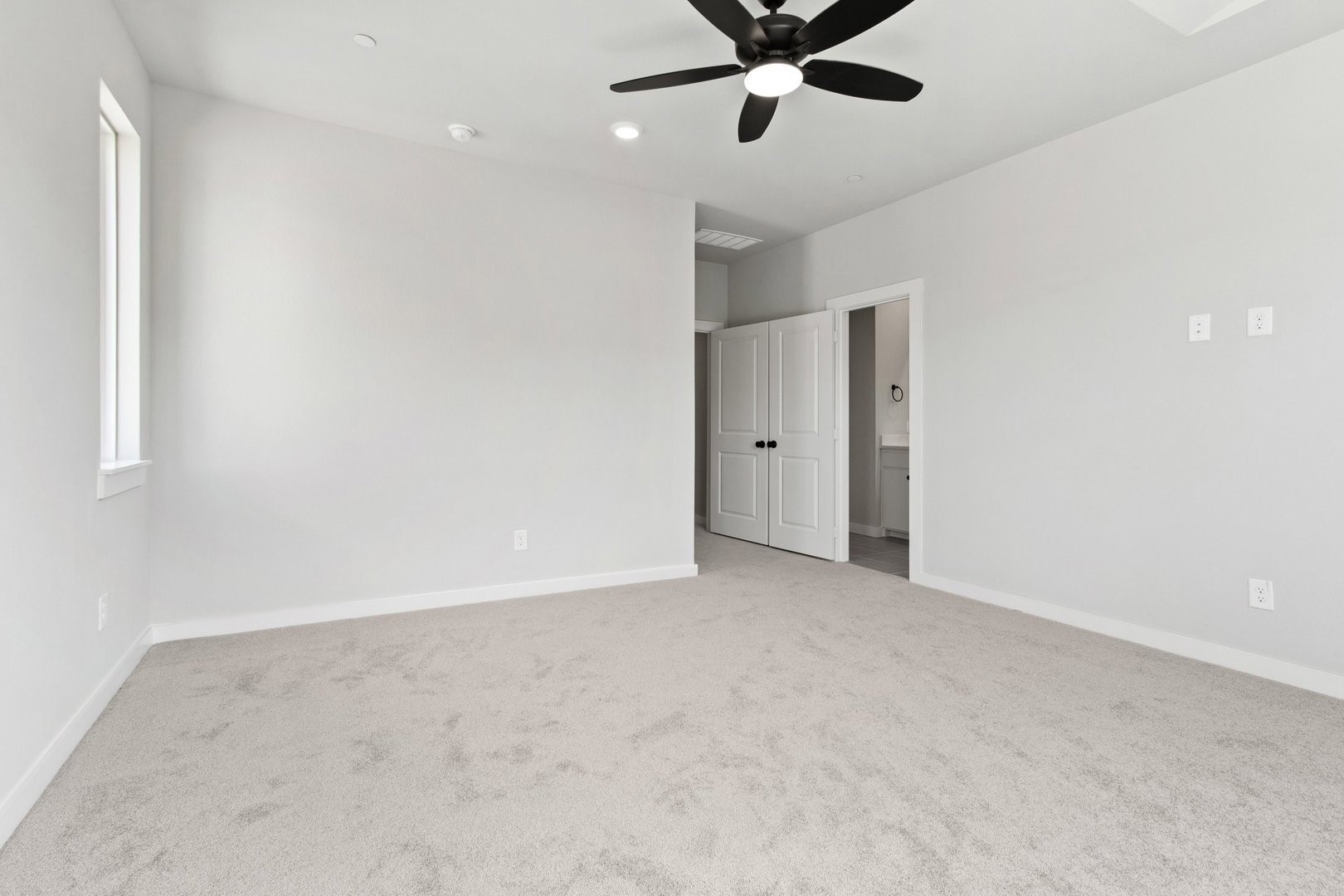 2020 NE Aldrich Mews Celina TX 75009