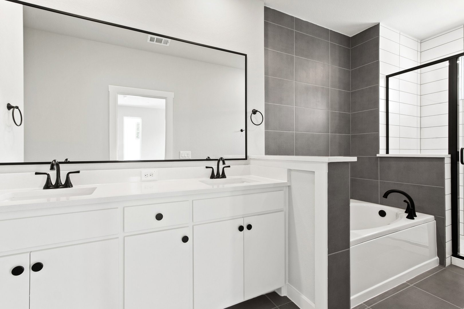 2020 NE Aldrich Mews Celina TX 75009