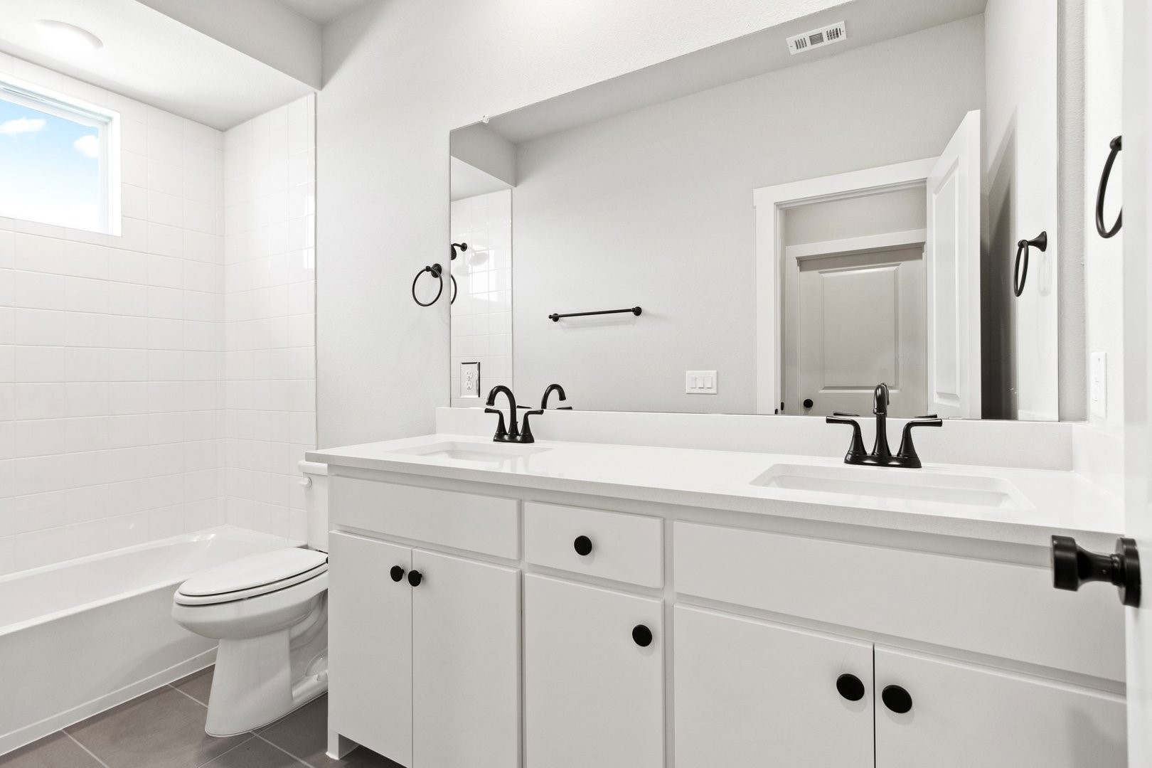 2020 NE Aldrich Mews Celina TX 75009