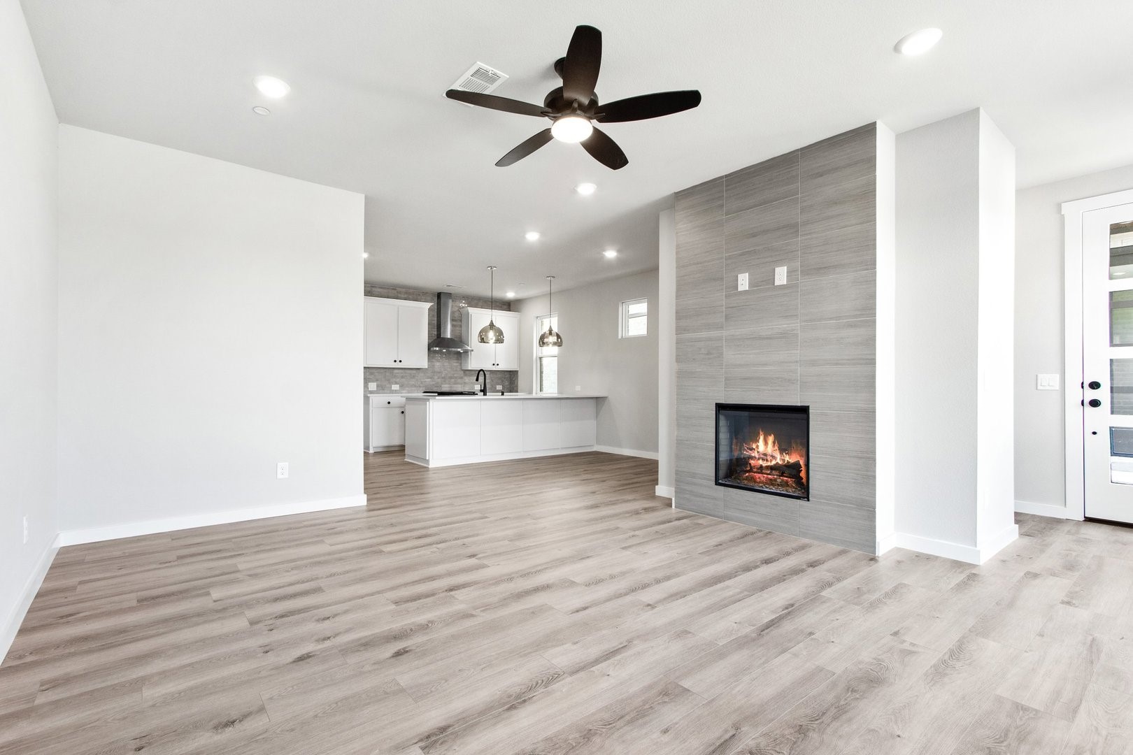 2020 NE Aldrich Mews Celina TX 75009