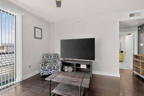 4605 Cedar Springs Road Dallas TX 75219