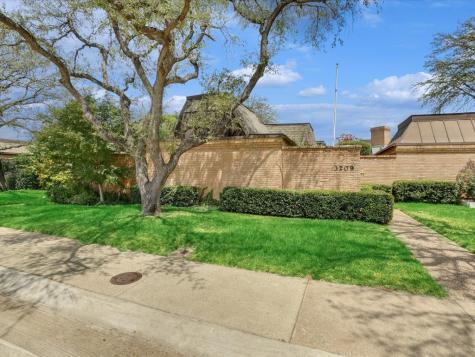 3209 Stonehenge Lane Carrollton TX 75006