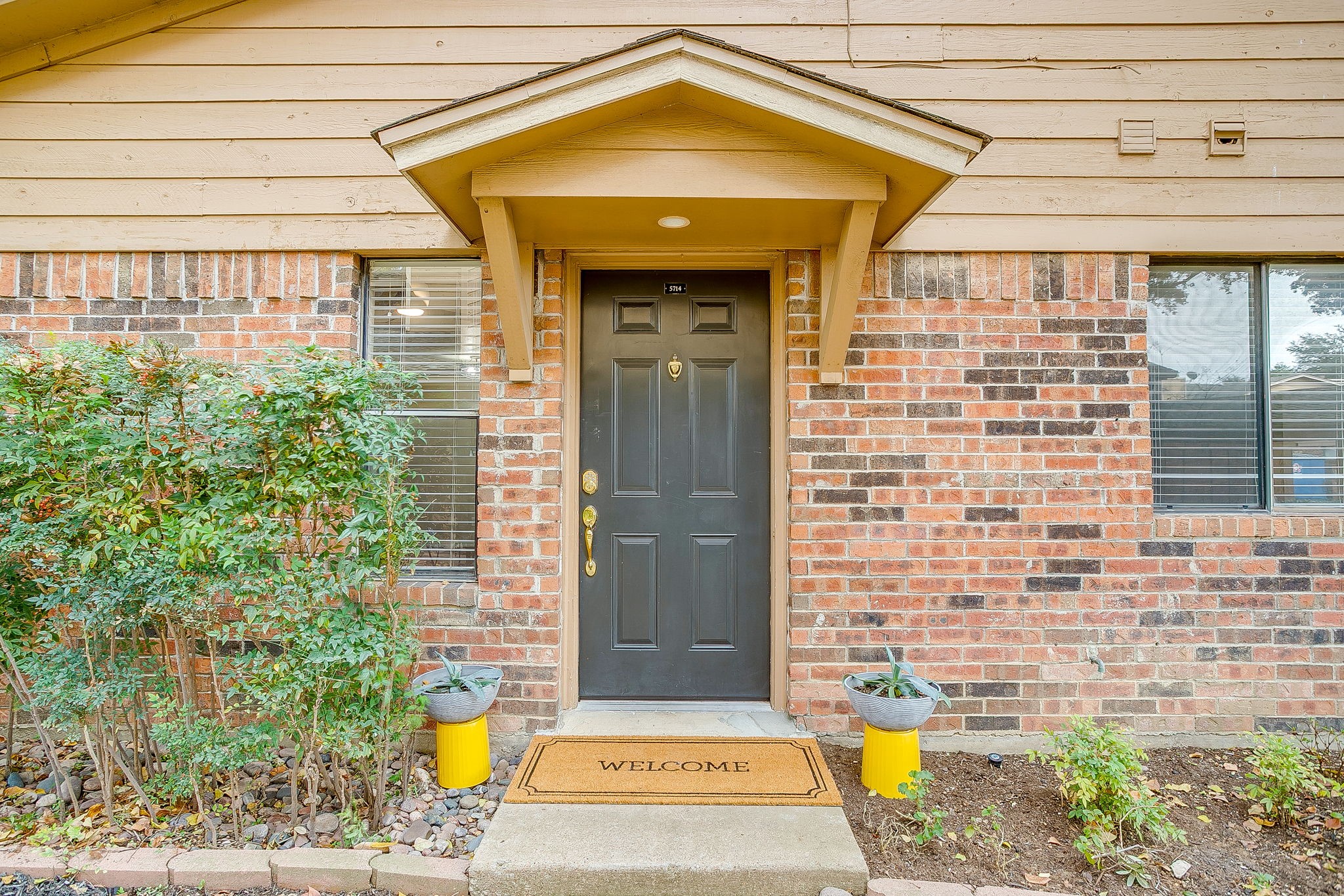 5714 Cedar Creek Drive Benbrook TX 76109
