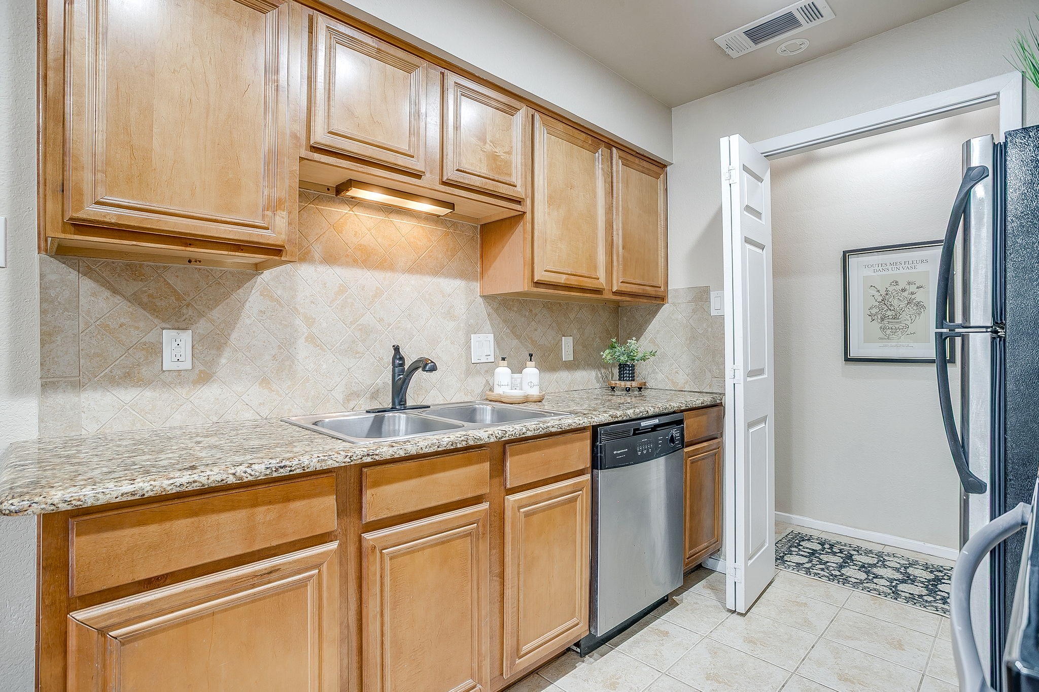 5714 Cedar Creek Drive Benbrook TX 76109