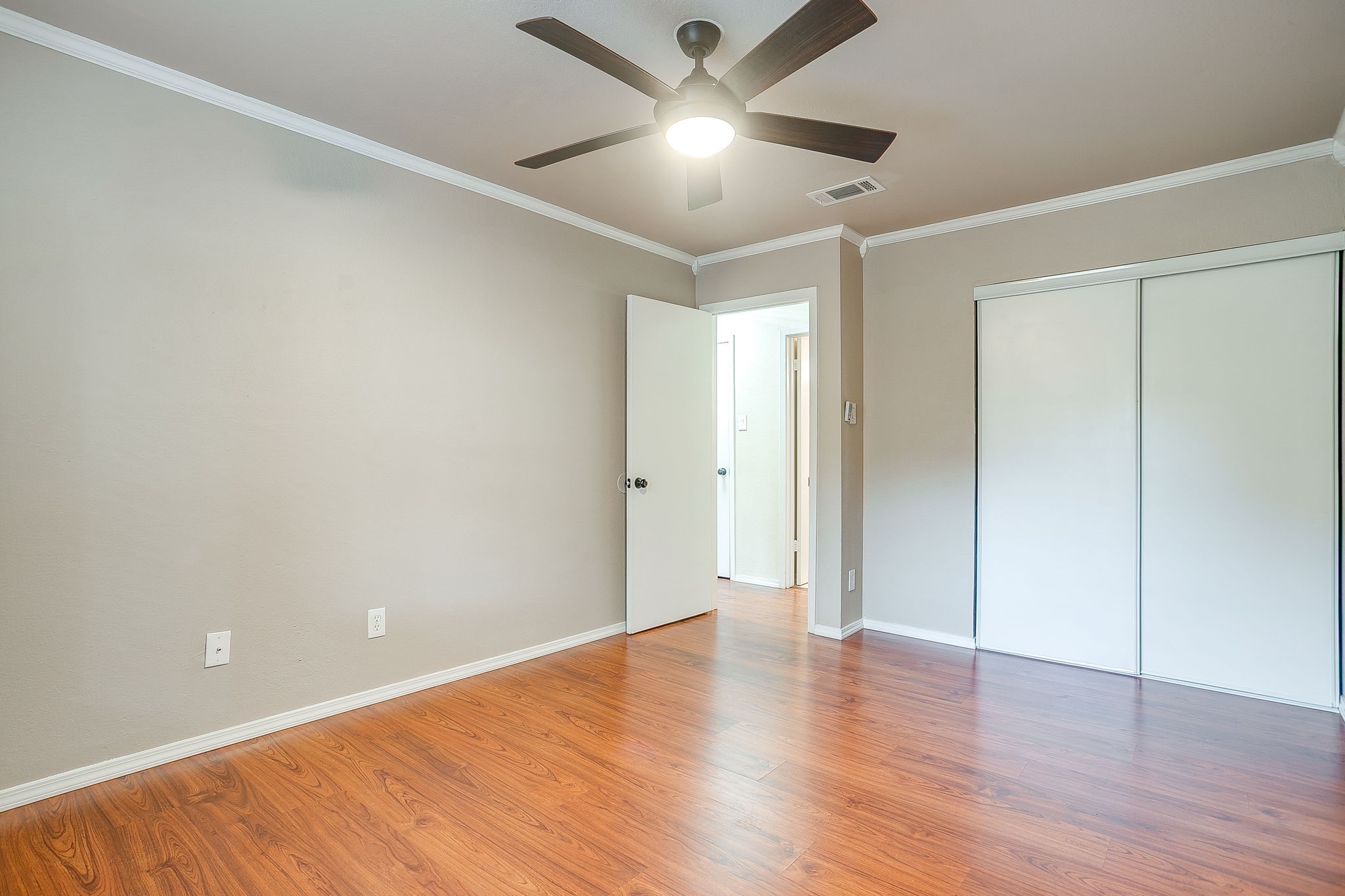 5714 Cedar Creek Drive Benbrook TX 76109