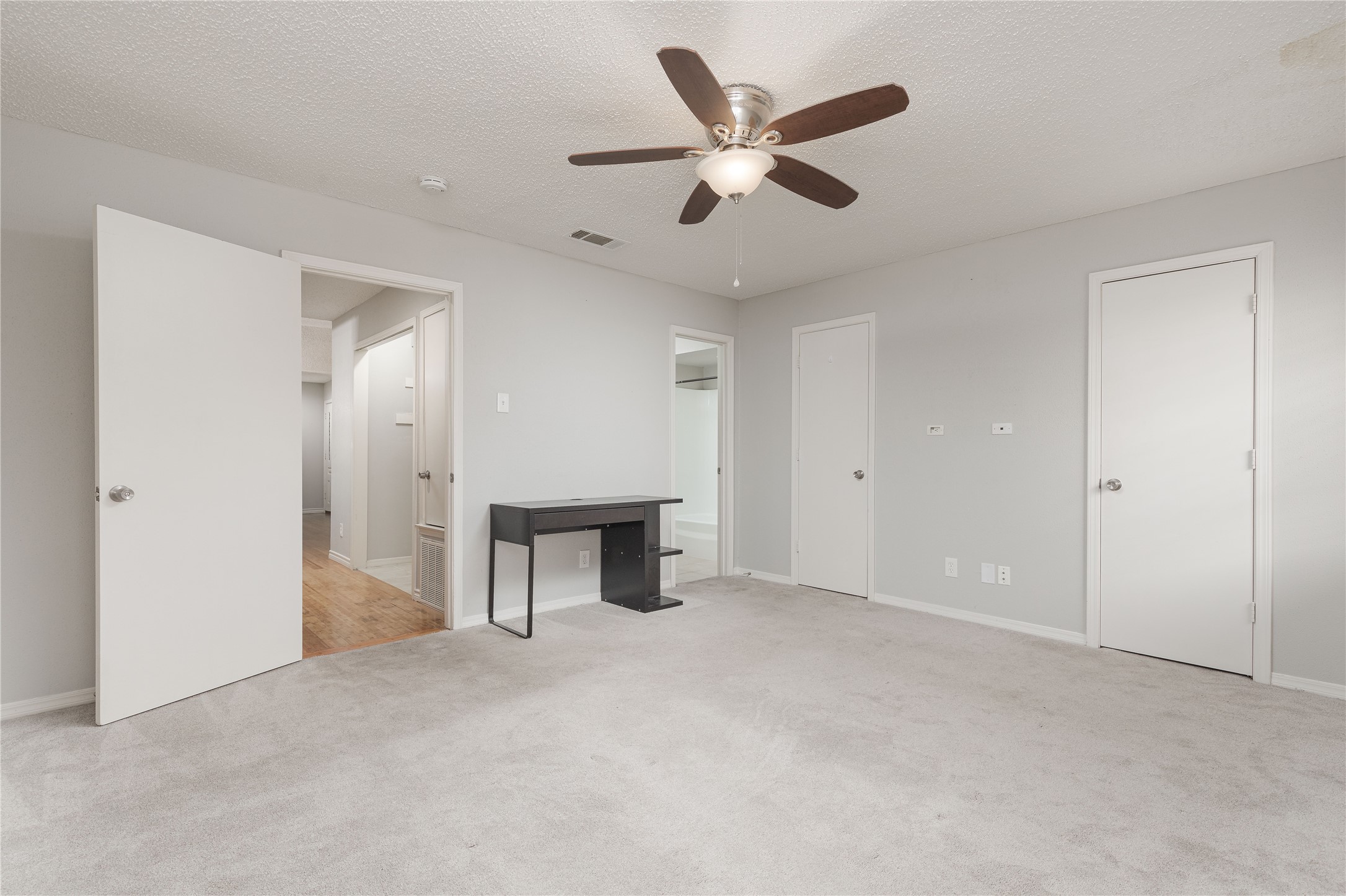 9142 Emberglow Lane Dallas TX 75243