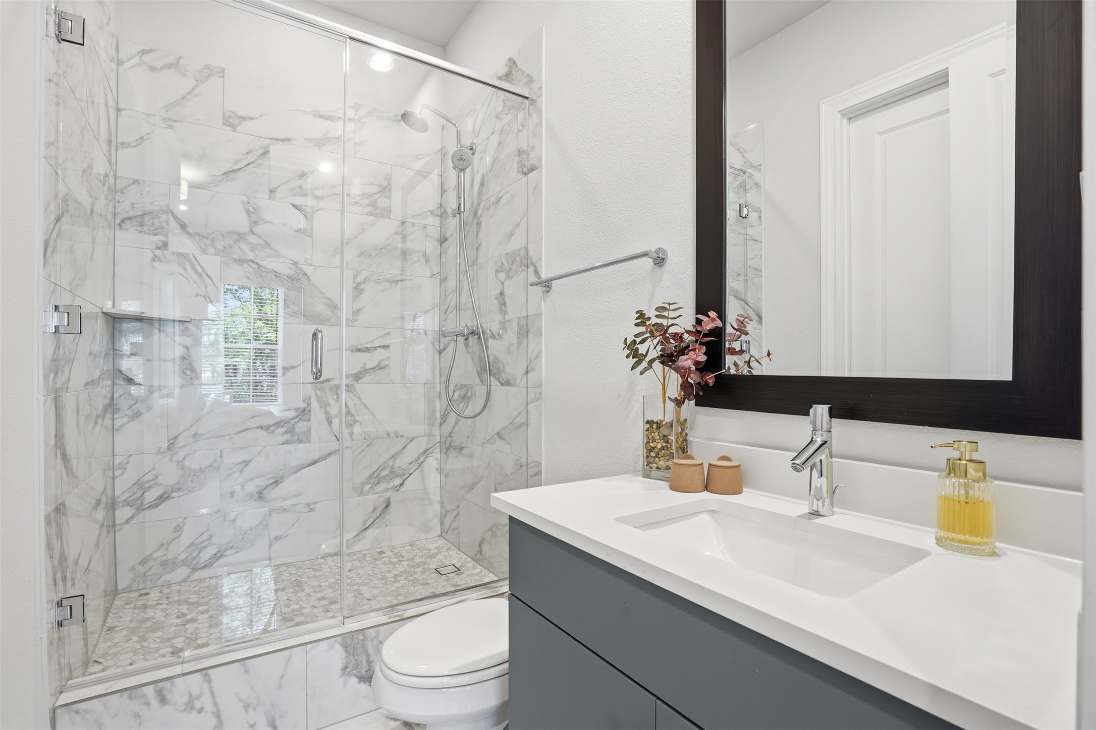 2173 Wenge Lane Dallas TX 75219