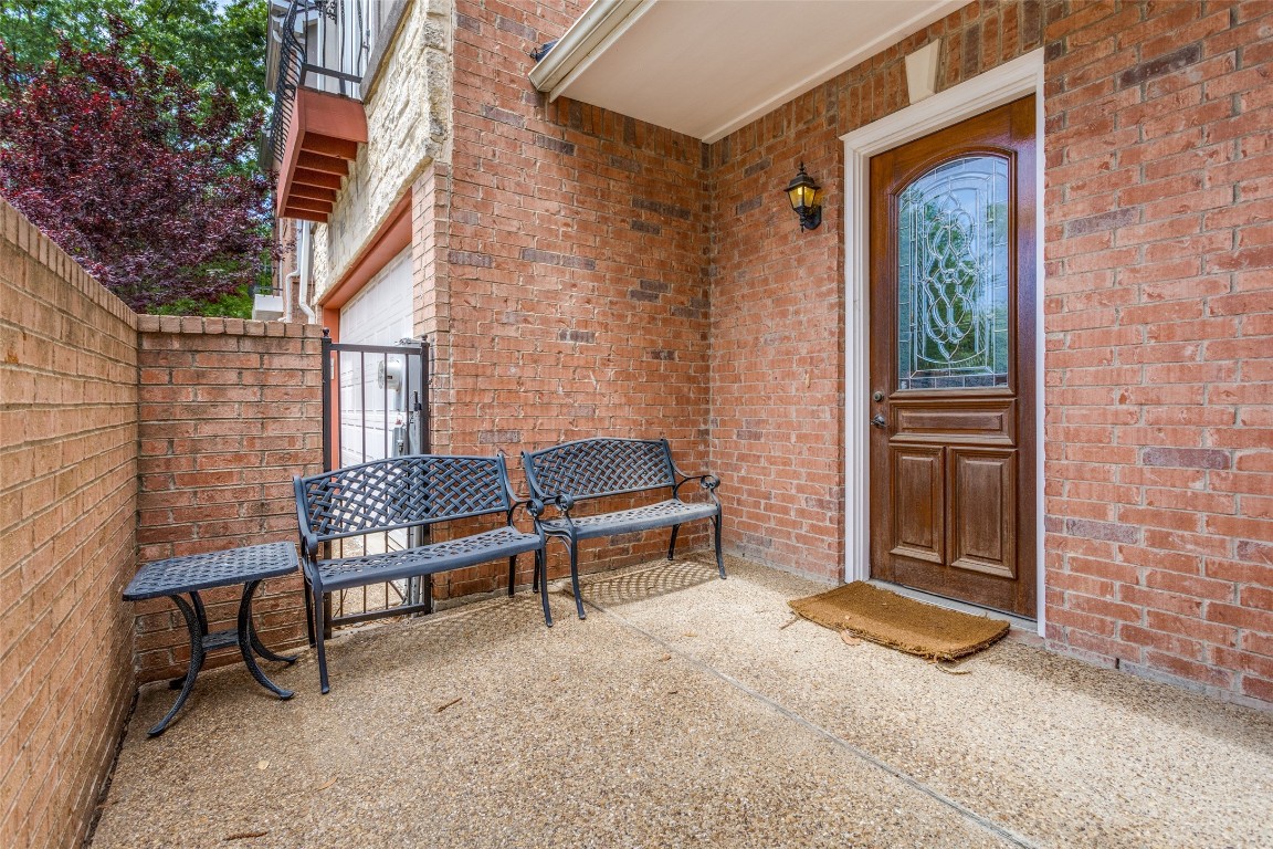 5811 Lewis Street Dallas TX 75206