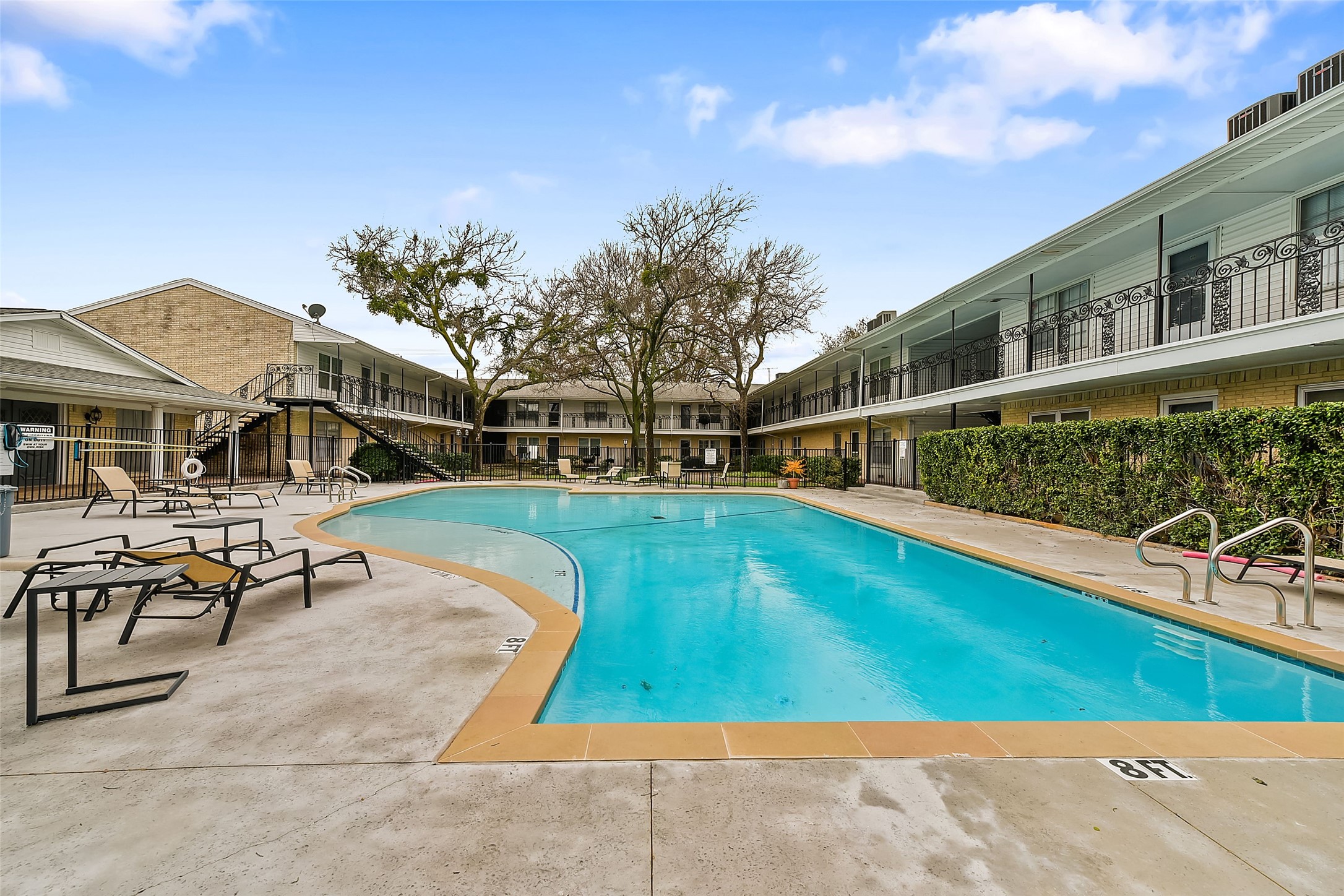 5818 E University Boulevard Dallas TX 75206
