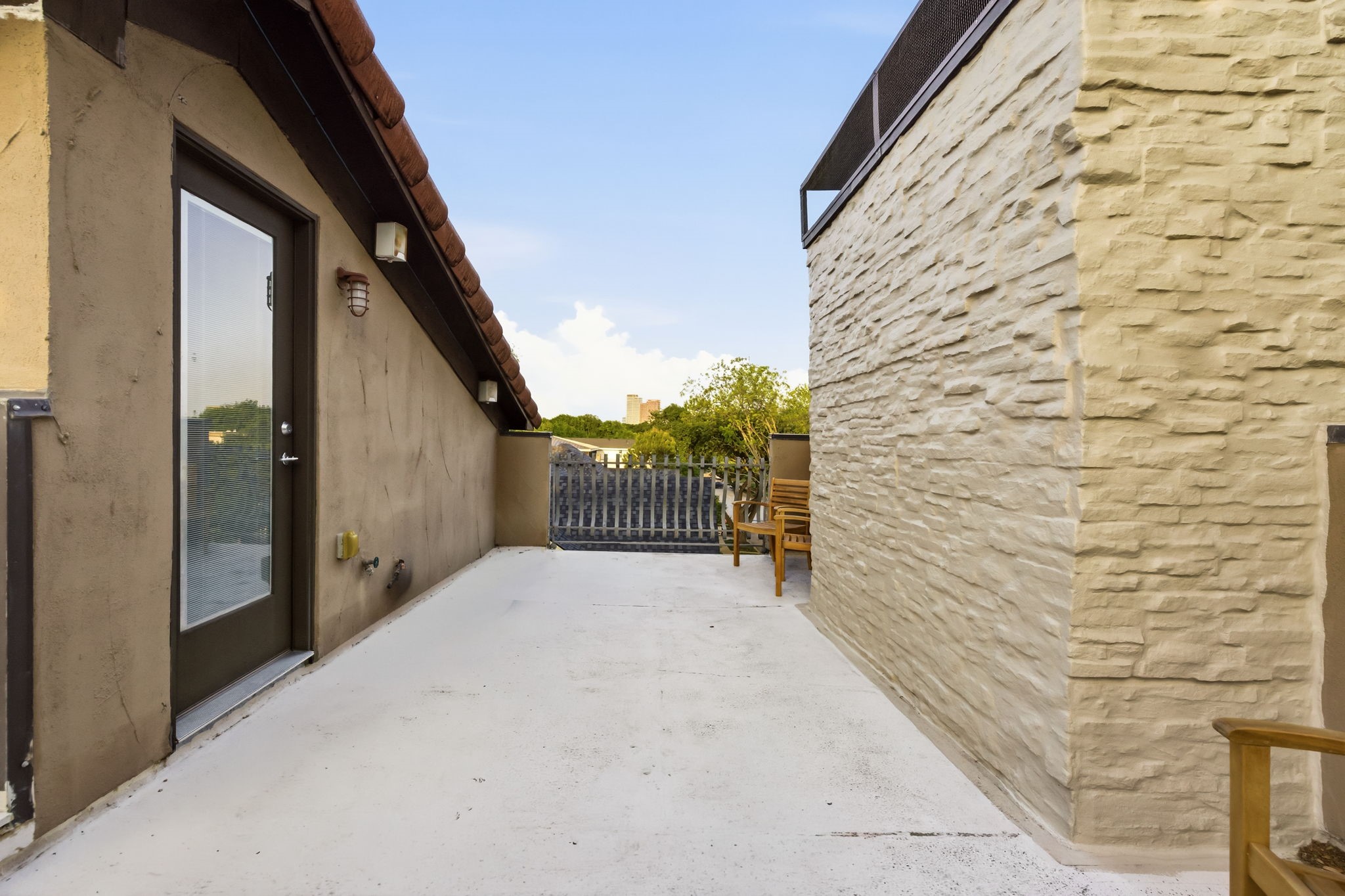 4025 Hawthorne Avenue Dallas TX 75219