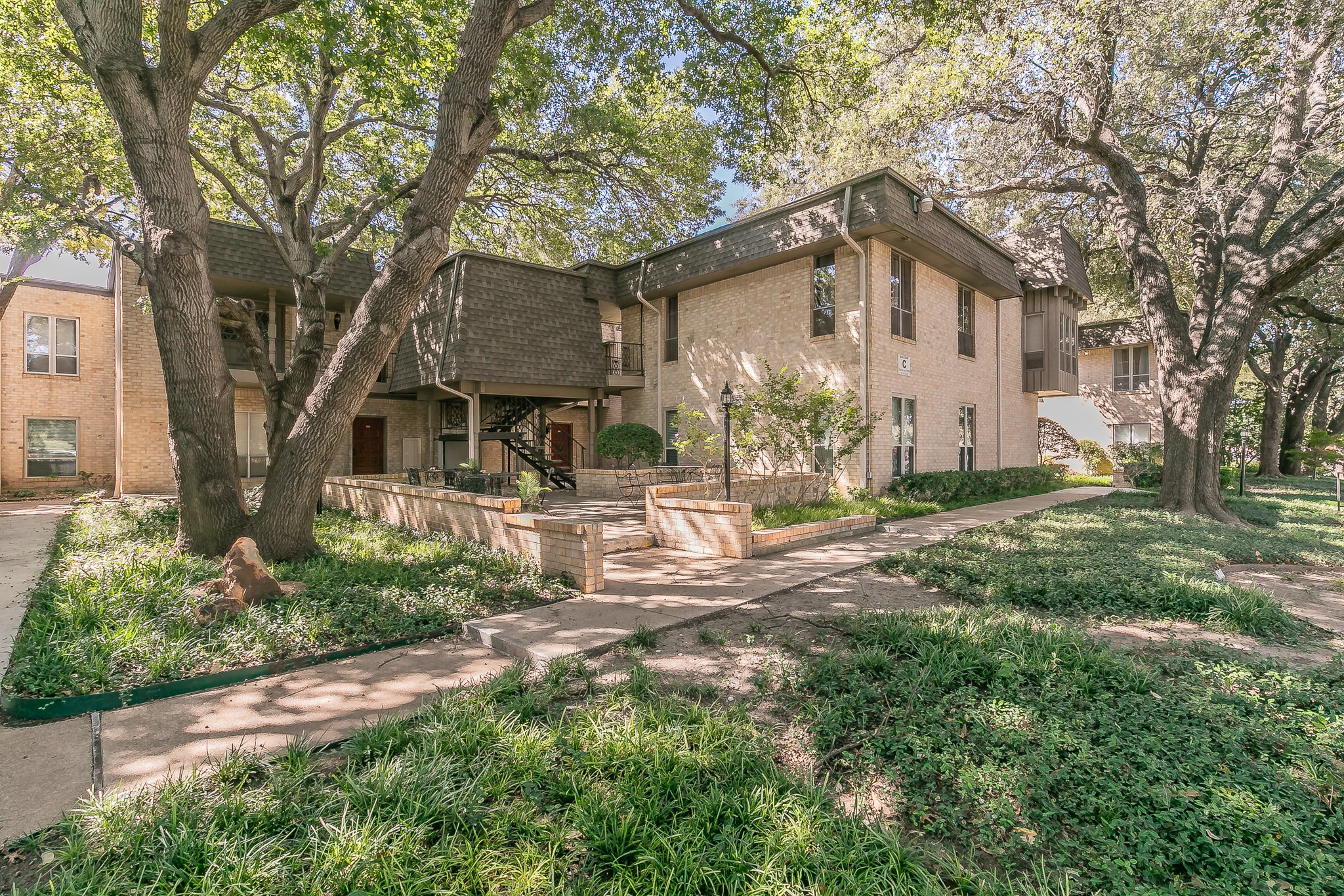 4320 Bellaire Drive S Fort Worth TX 76109