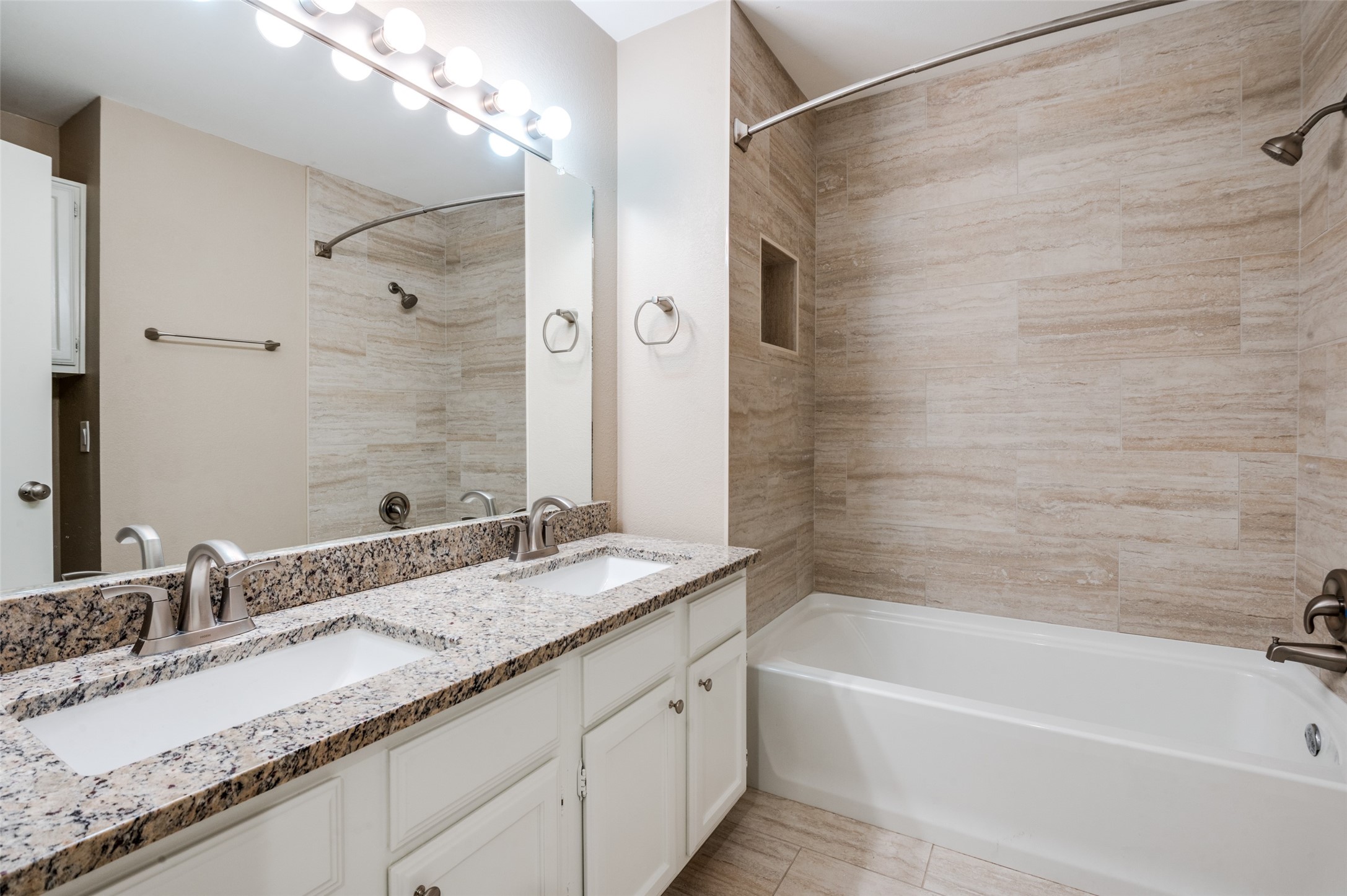 17860 Windflower Way Dallas TX 75252