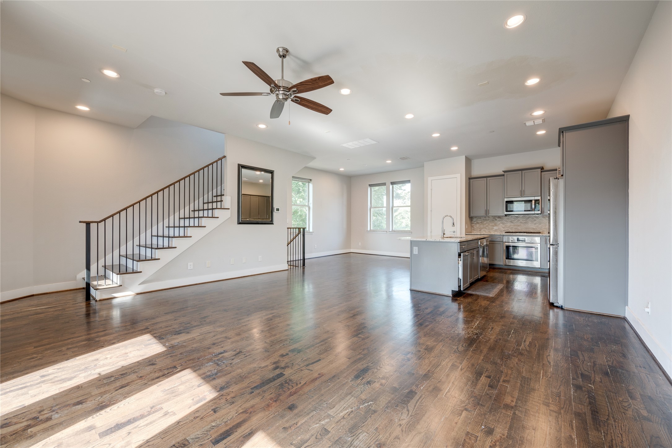 4211 Rawlins Street Dallas TX 75219