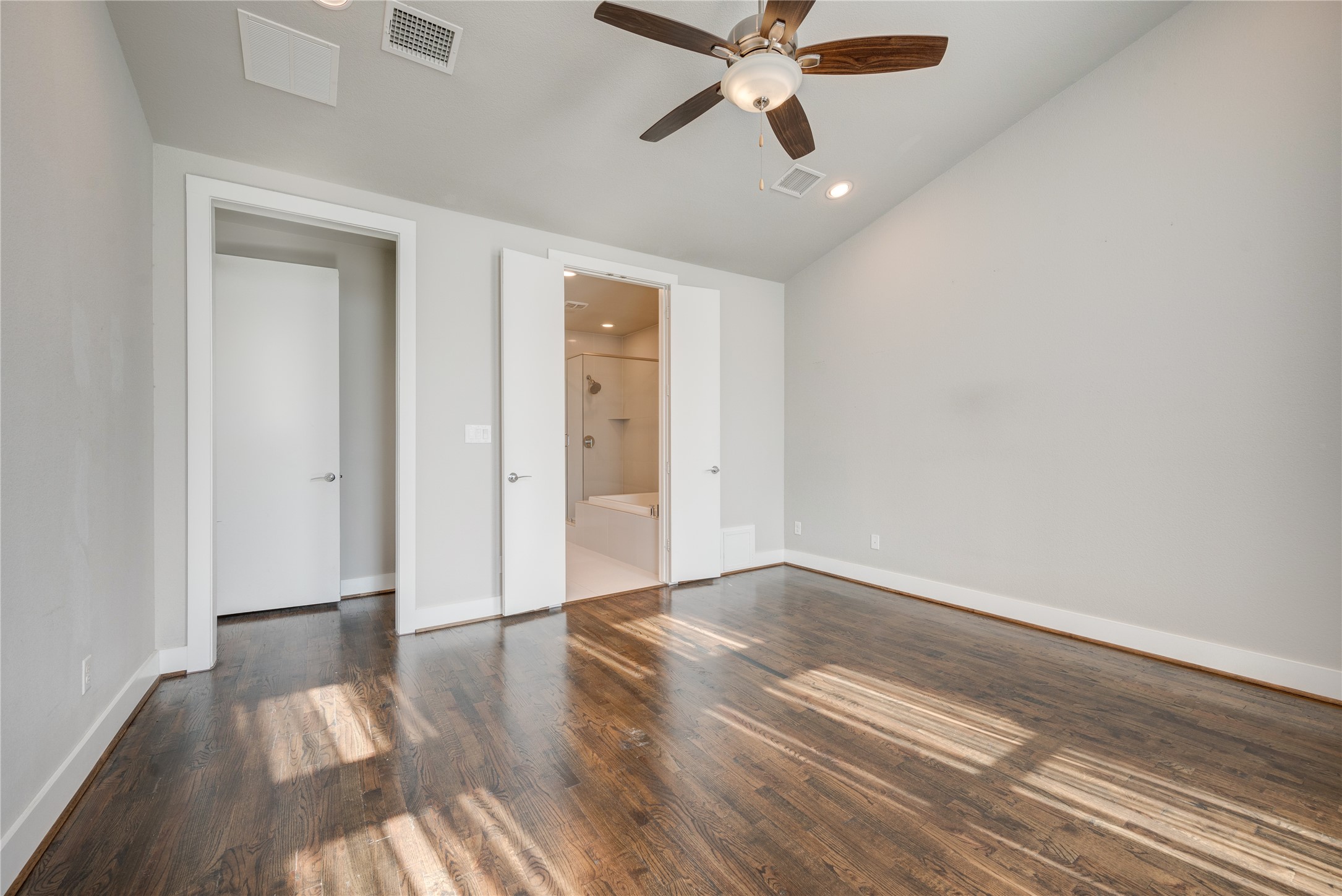 4211 Rawlins Street Dallas TX 75219