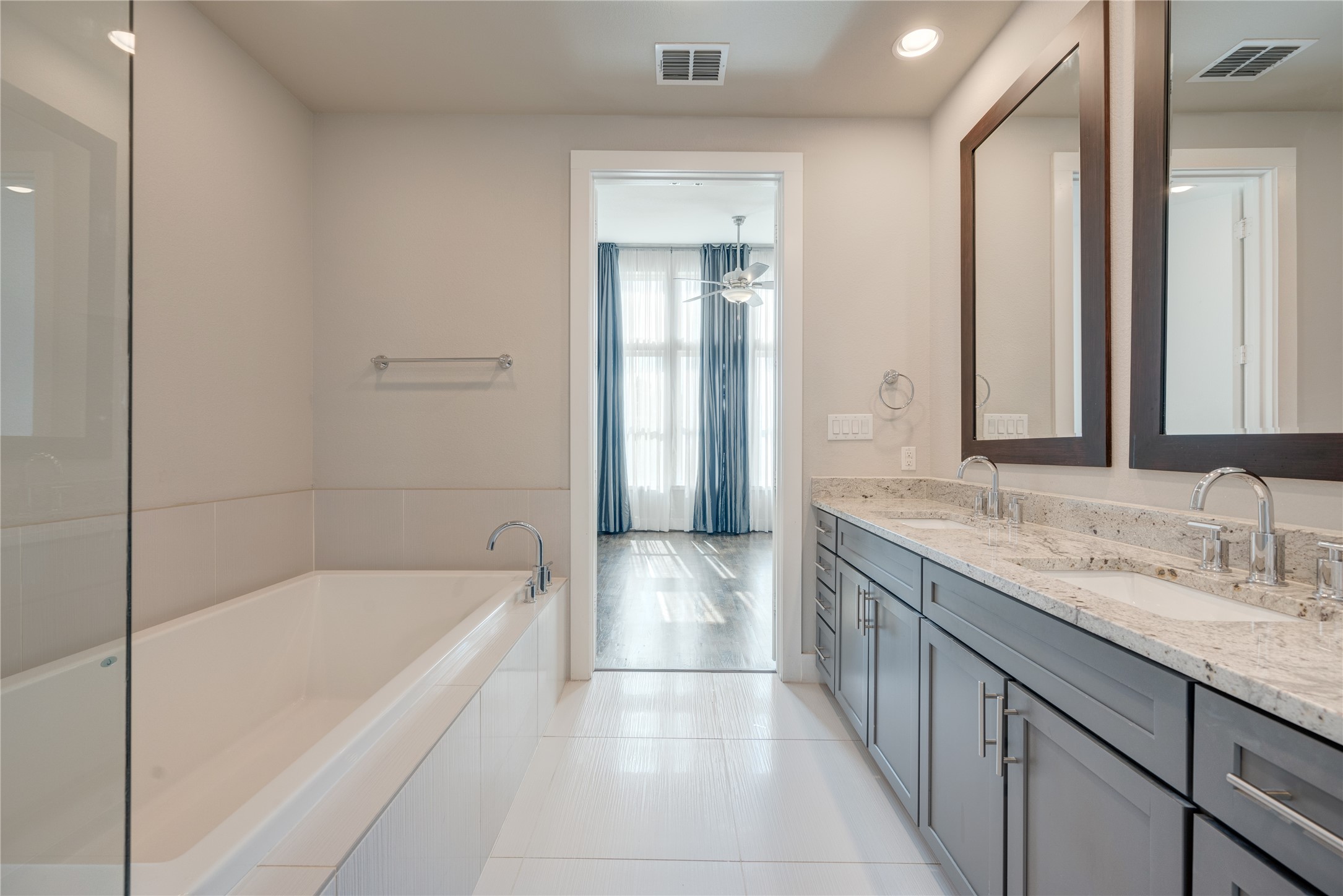 4211 Rawlins Street Dallas TX 75219