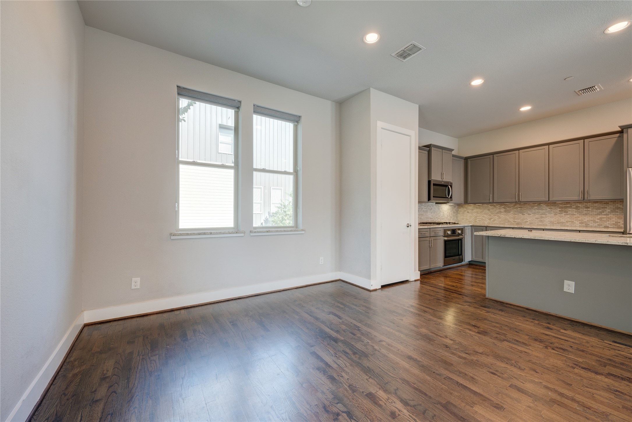 4211 Rawlins Street Dallas TX 75219