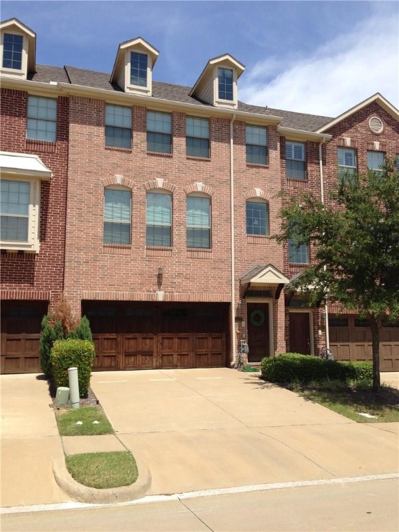 1437 Fox Run Drive Irving TX 75063