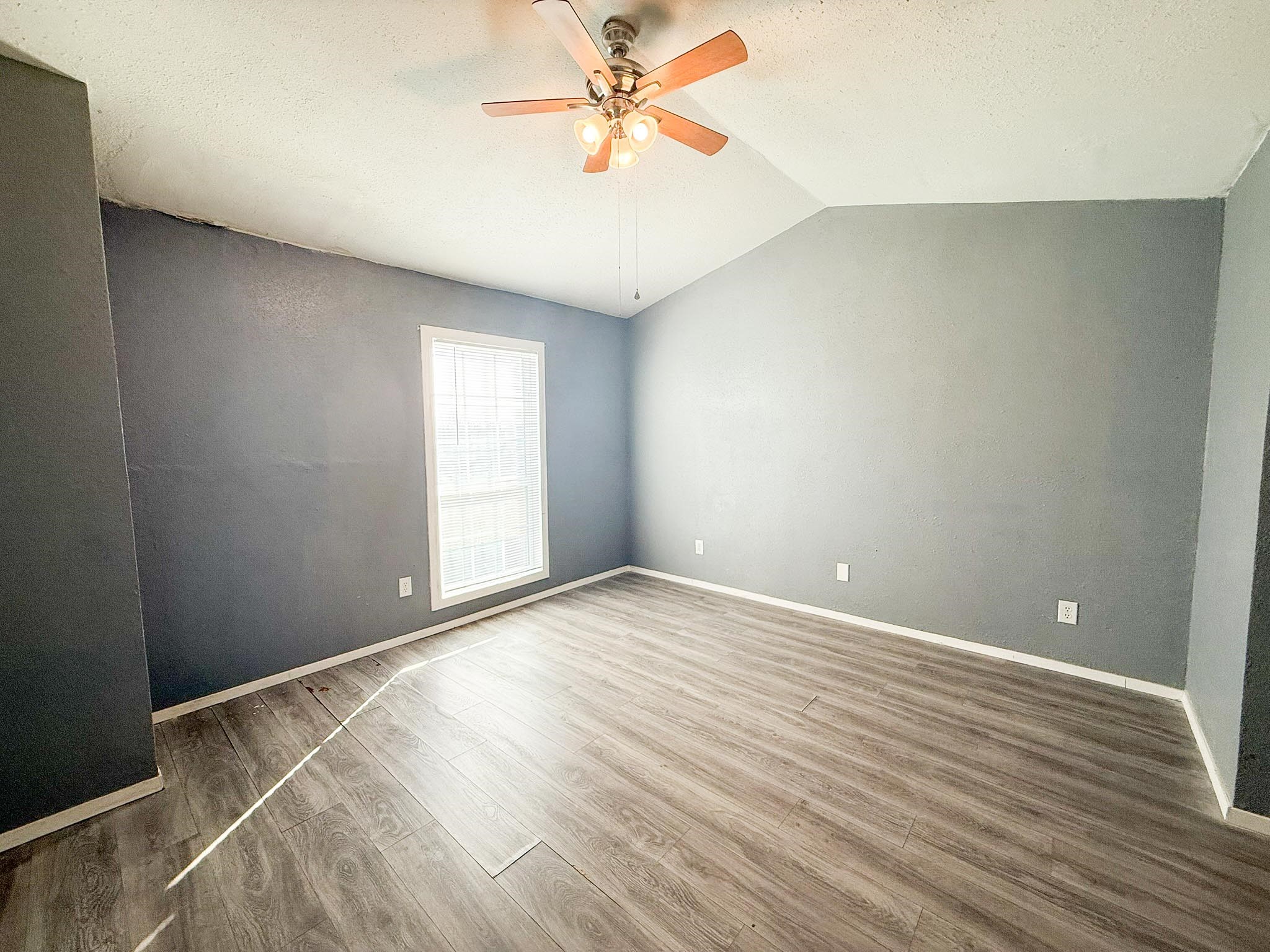 9510 Olde Towne Row Dallas TX 75227