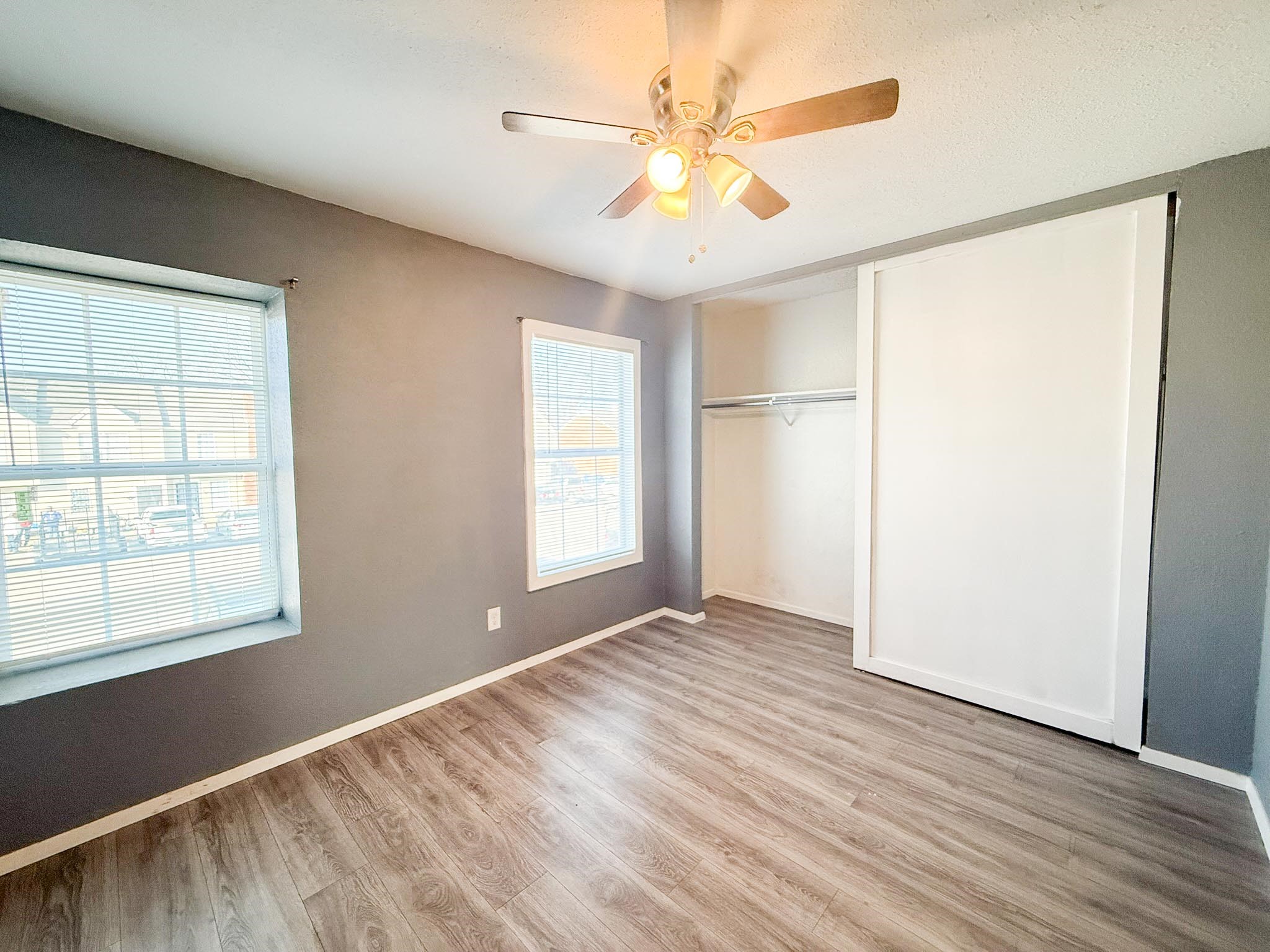 9510 Olde Towne Row Dallas TX 75227