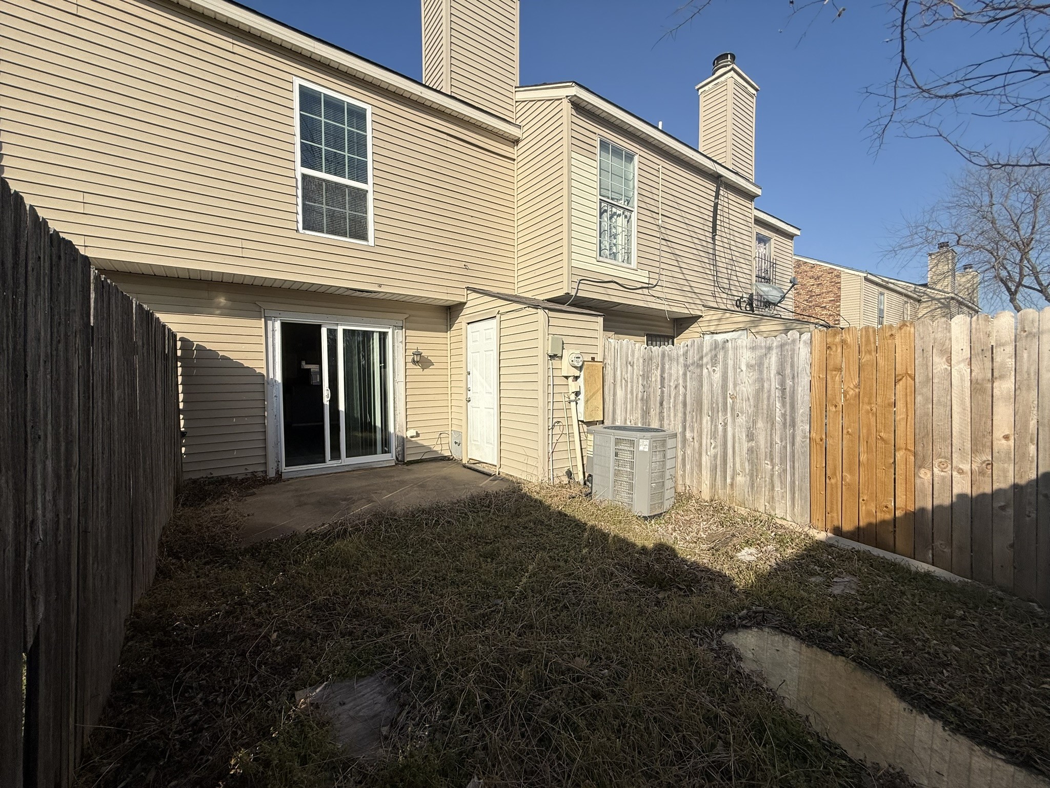 9510 Olde Towne Row Dallas TX 75227