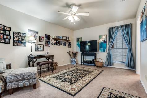 1106 Woburn Drive Garland TX 75043