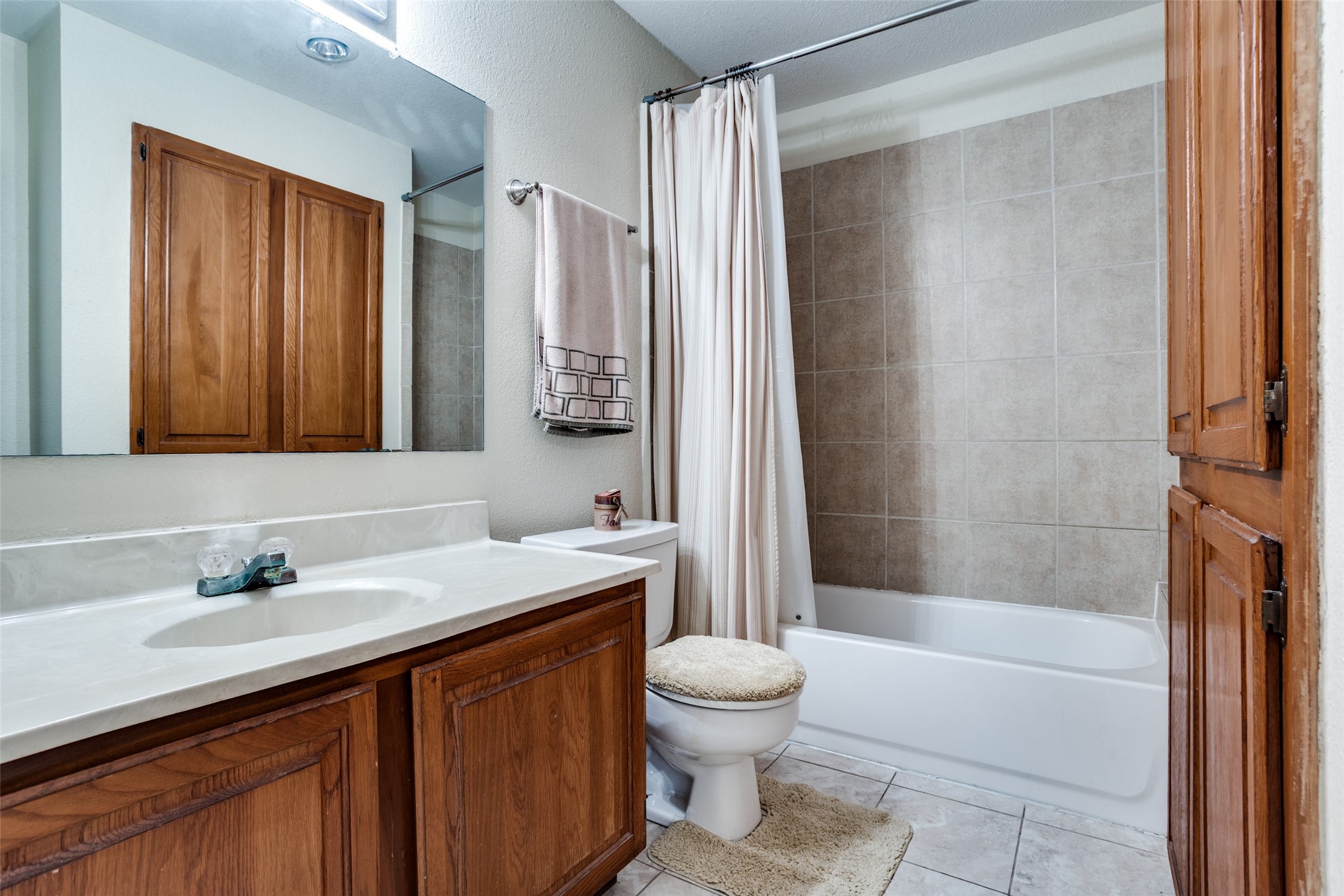1106 Woburn Drive Garland TX 75043