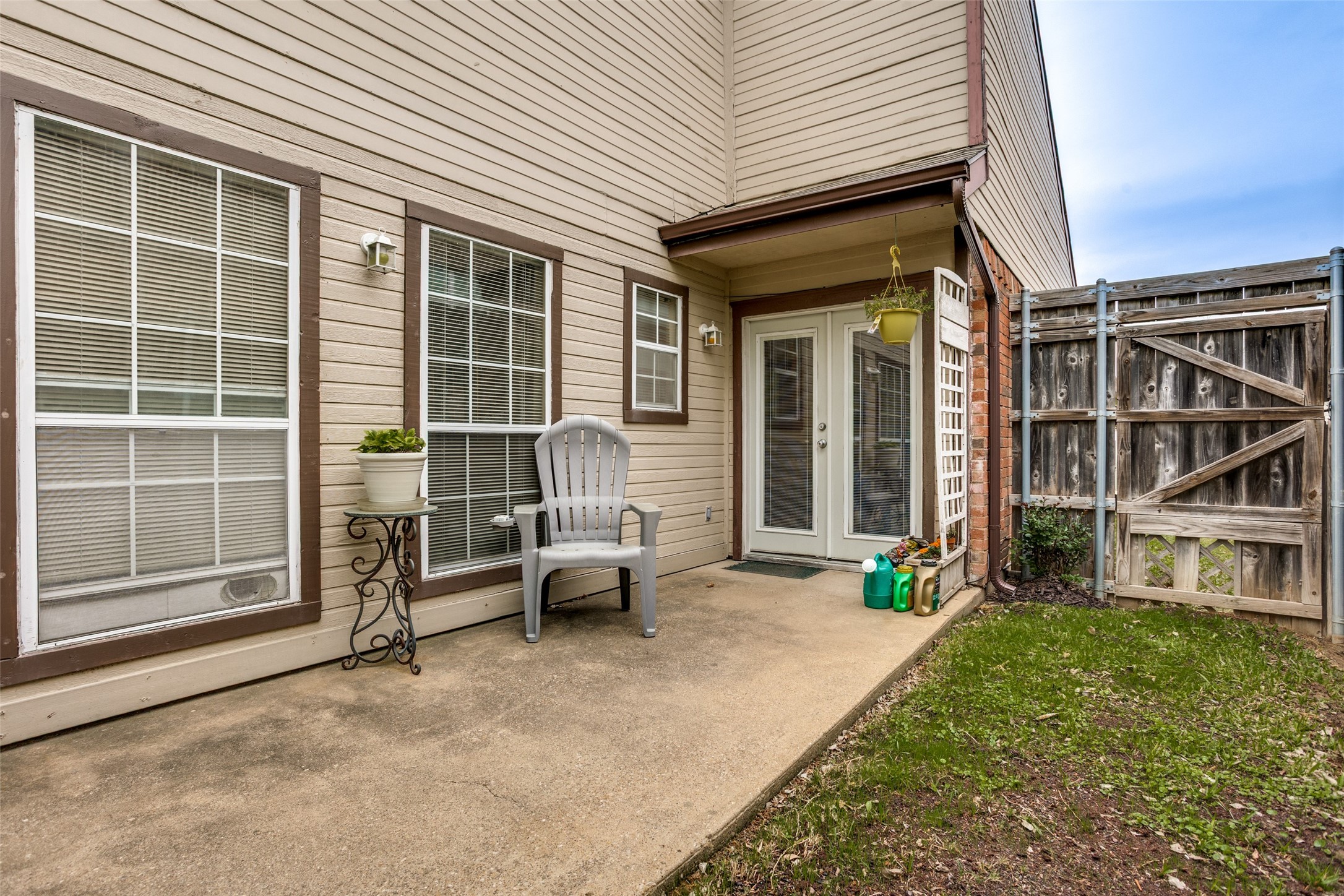 1106 Woburn Drive Garland TX 75043