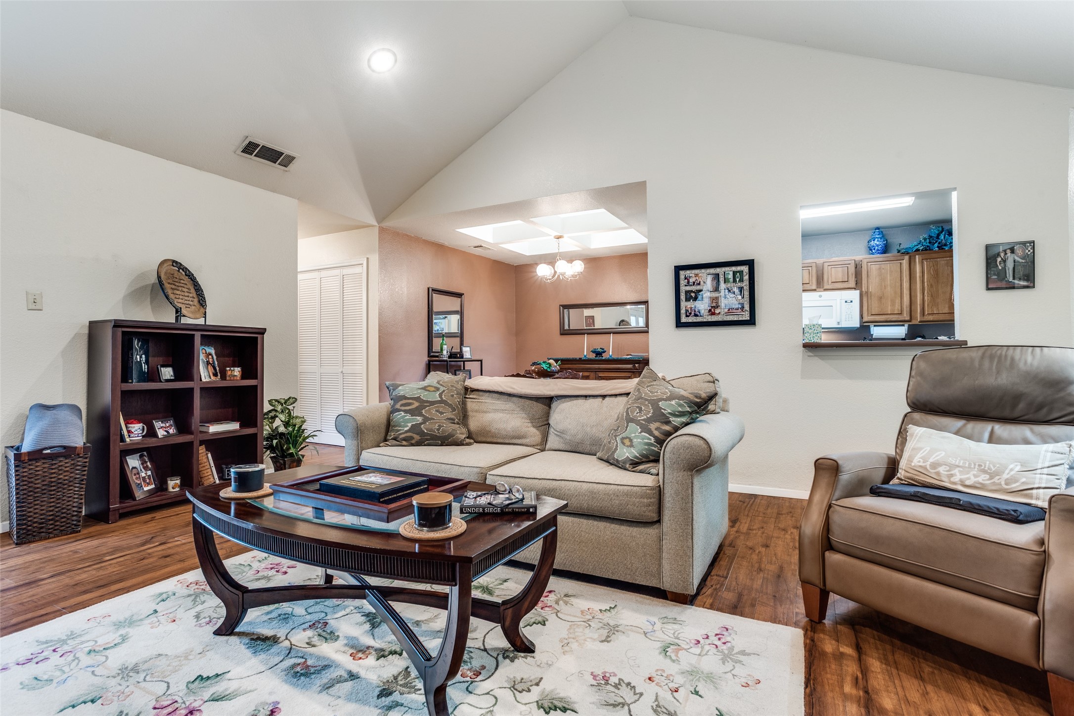 1106 Woburn Drive Garland TX 75043