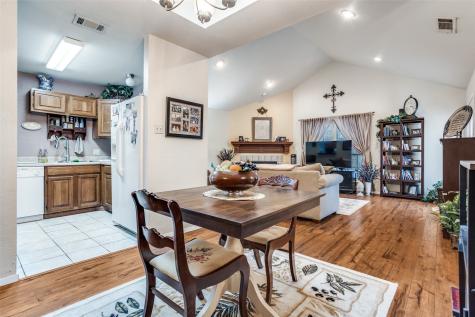 1106 Woburn Drive Garland TX 75043