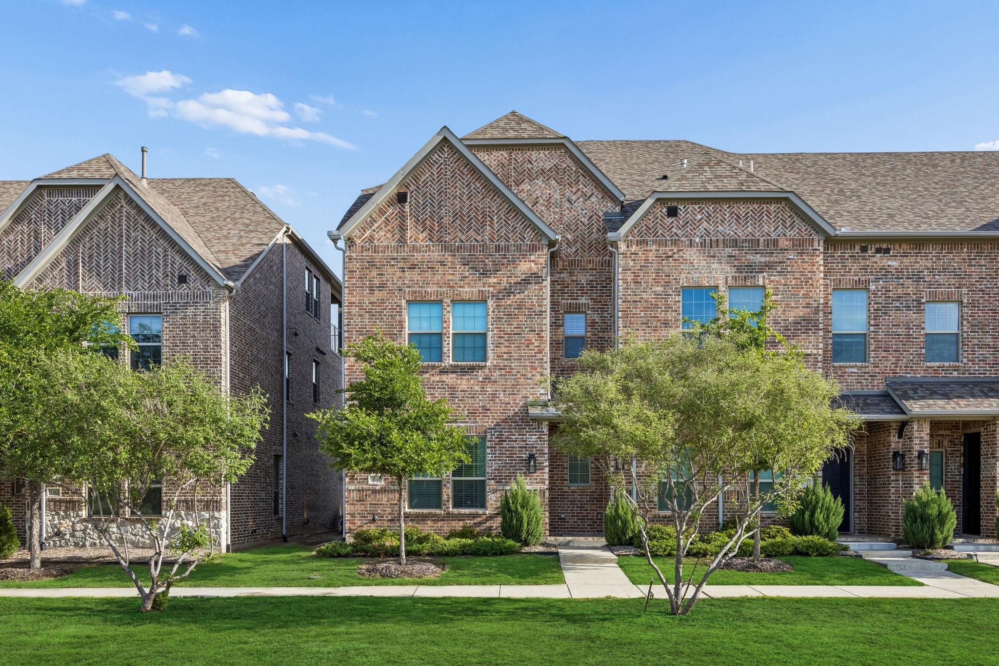 1467 Perrin Lane Farmers Branch TX 75234