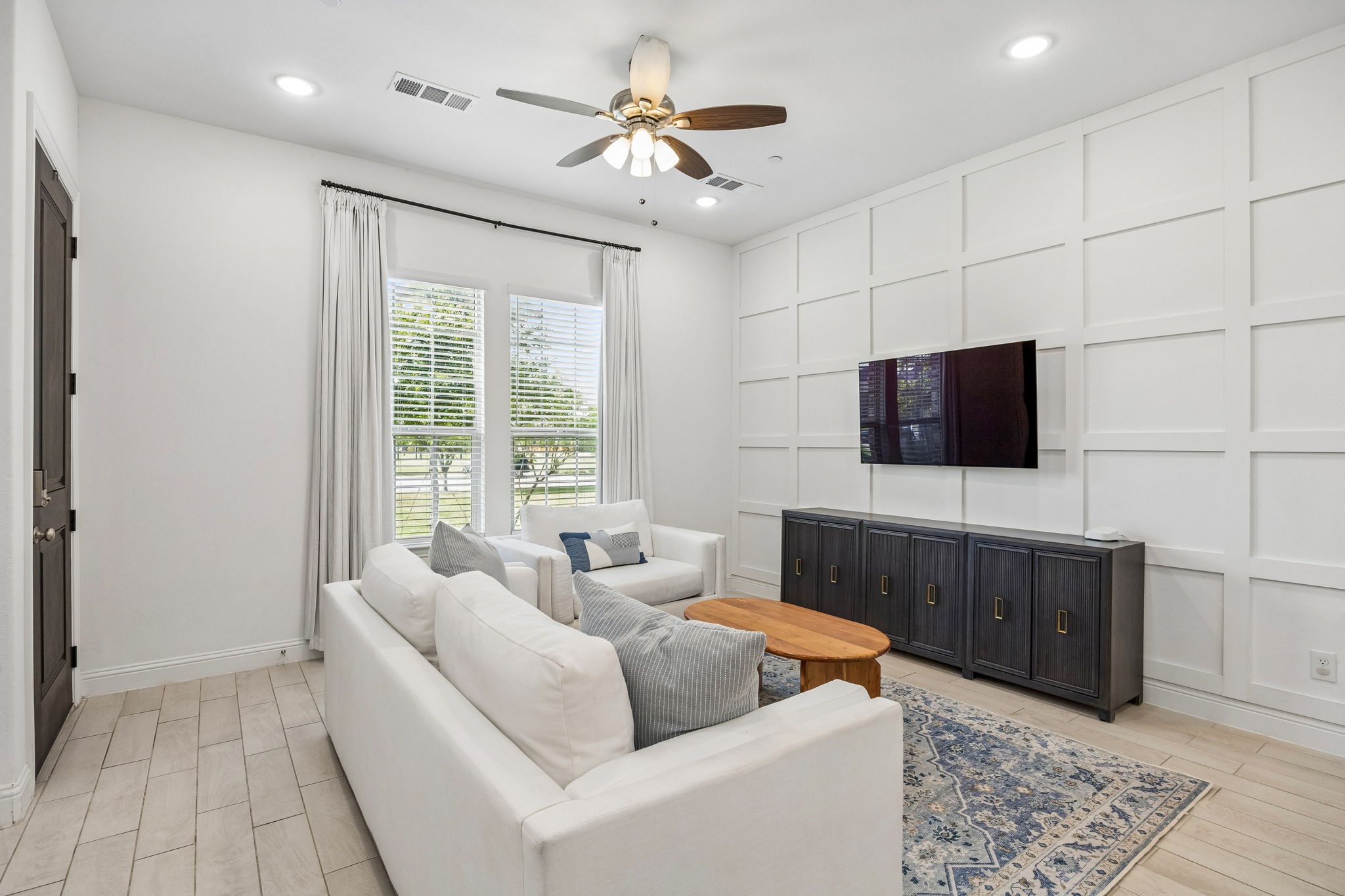 1467 Perrin Lane Farmers Branch TX 75234