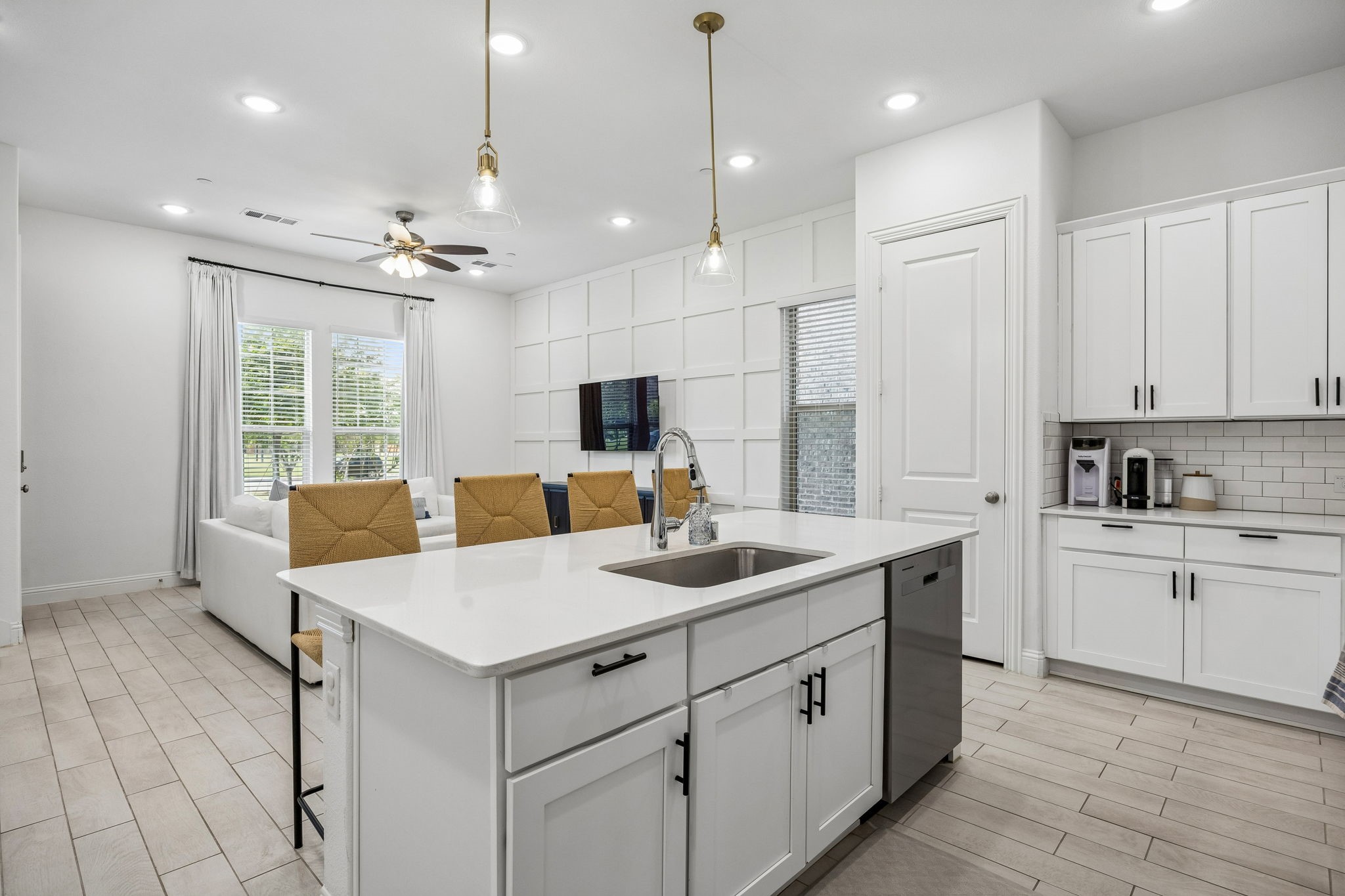 1467 Perrin Lane Farmers Branch TX 75234