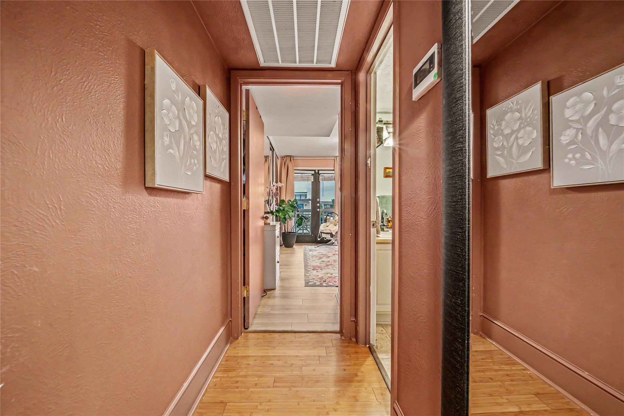 5910 Sandhurst Lane Dallas TX 75206