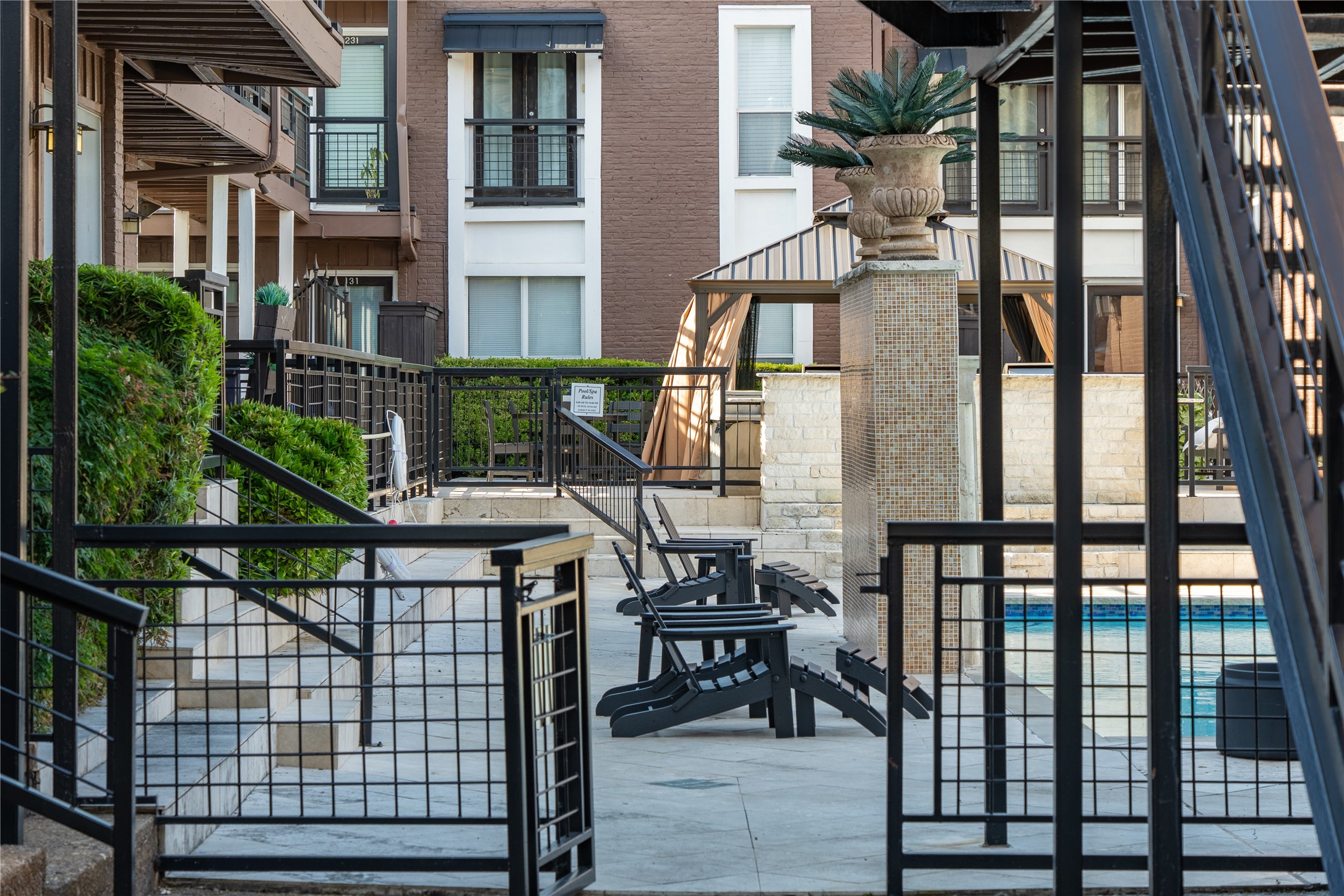 5910 Sandhurst Lane Dallas TX 75206