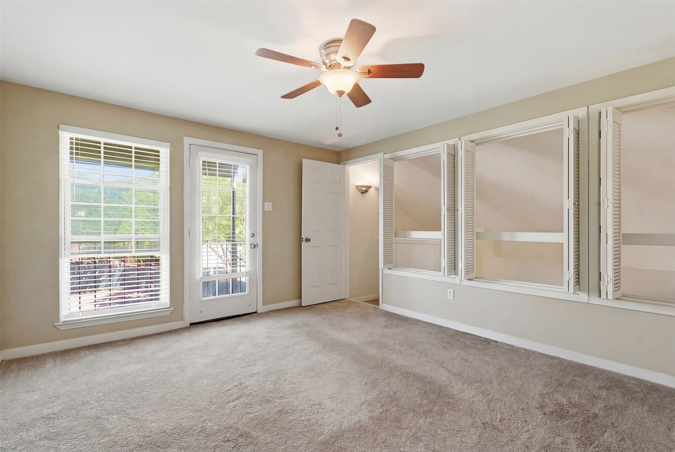 5981 Arapaho Road Dallas TX 75248