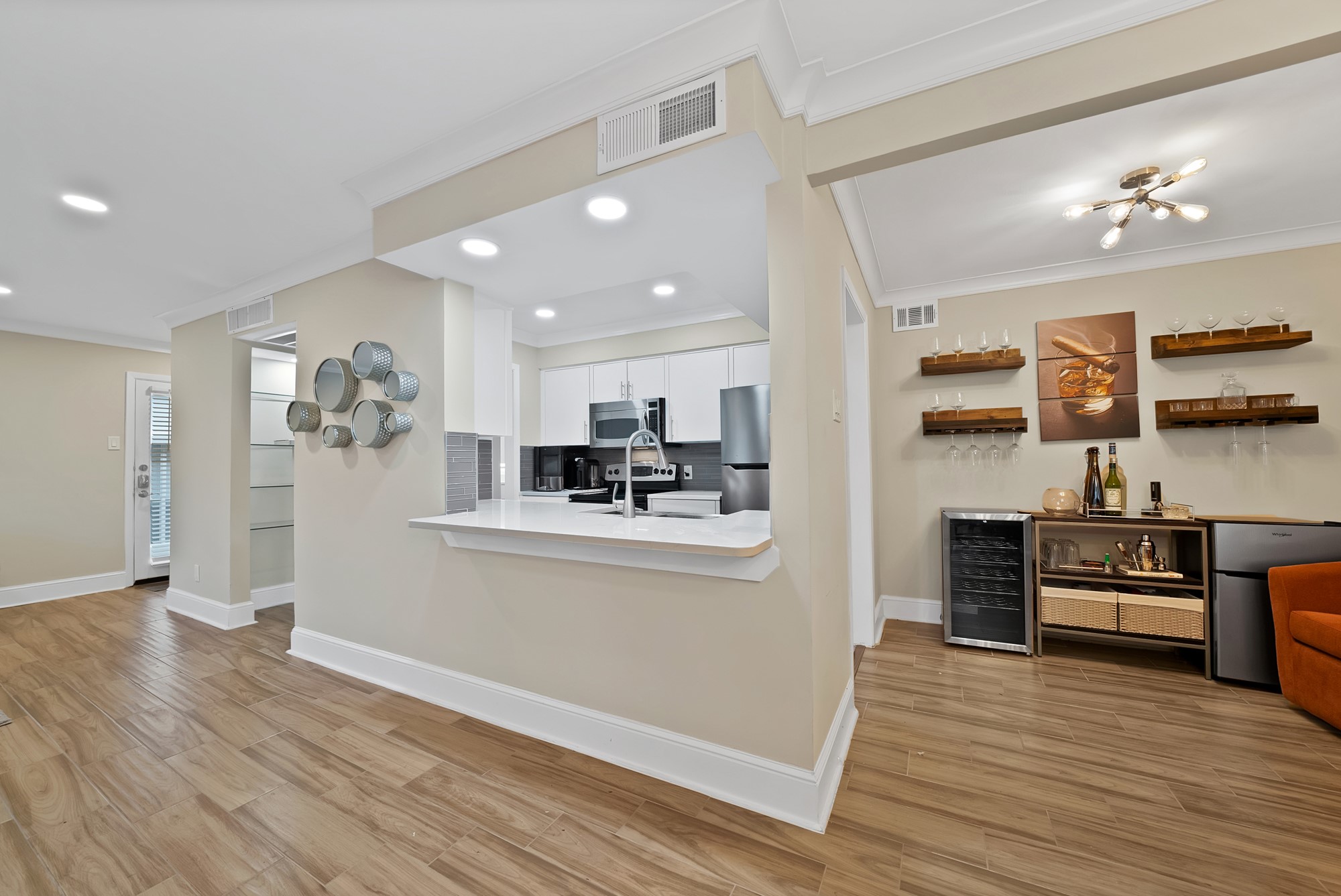 5904 Sandhurst Lane Dallas TX 75206