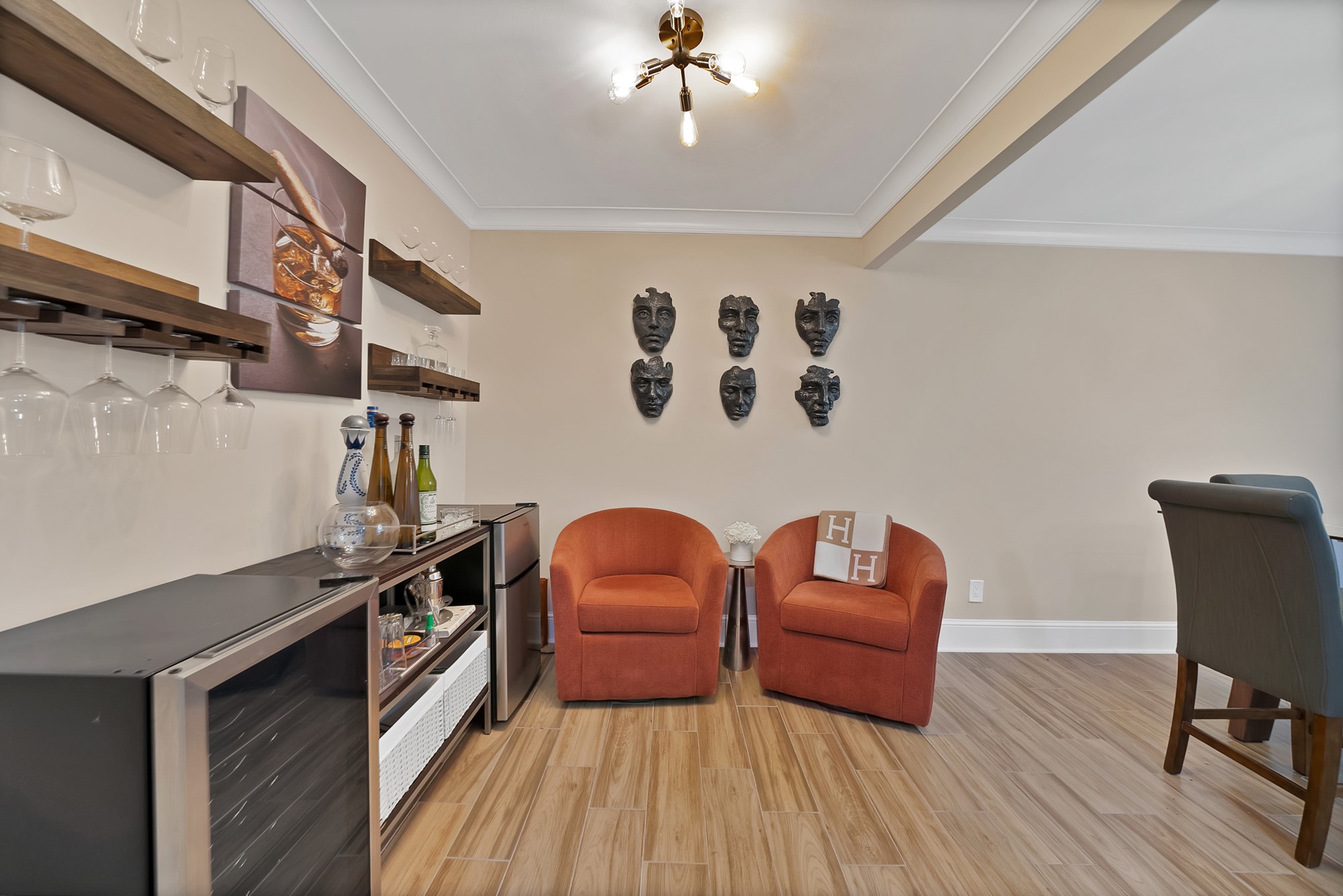 5904 Sandhurst Lane Dallas TX 75206