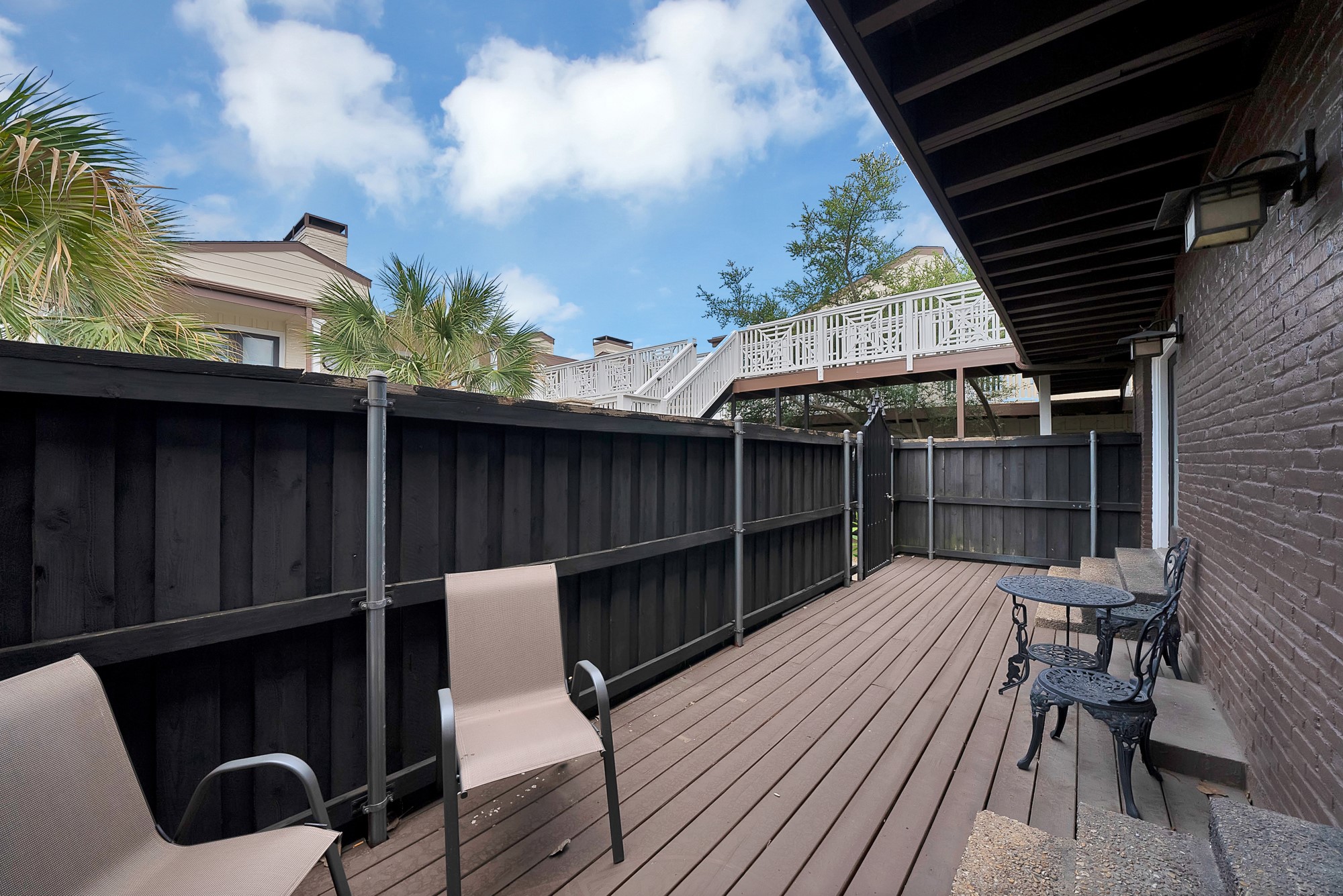 5904 Sandhurst Lane Dallas TX 75206